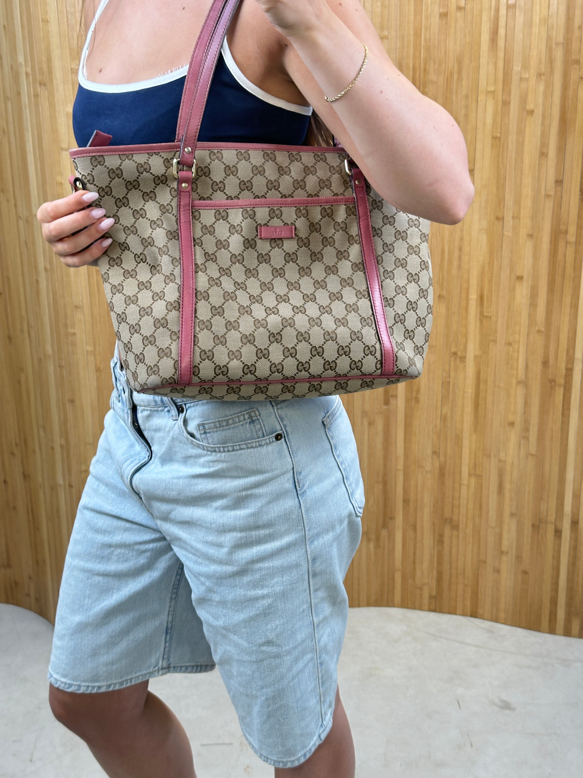 Gucci Marron Canvas