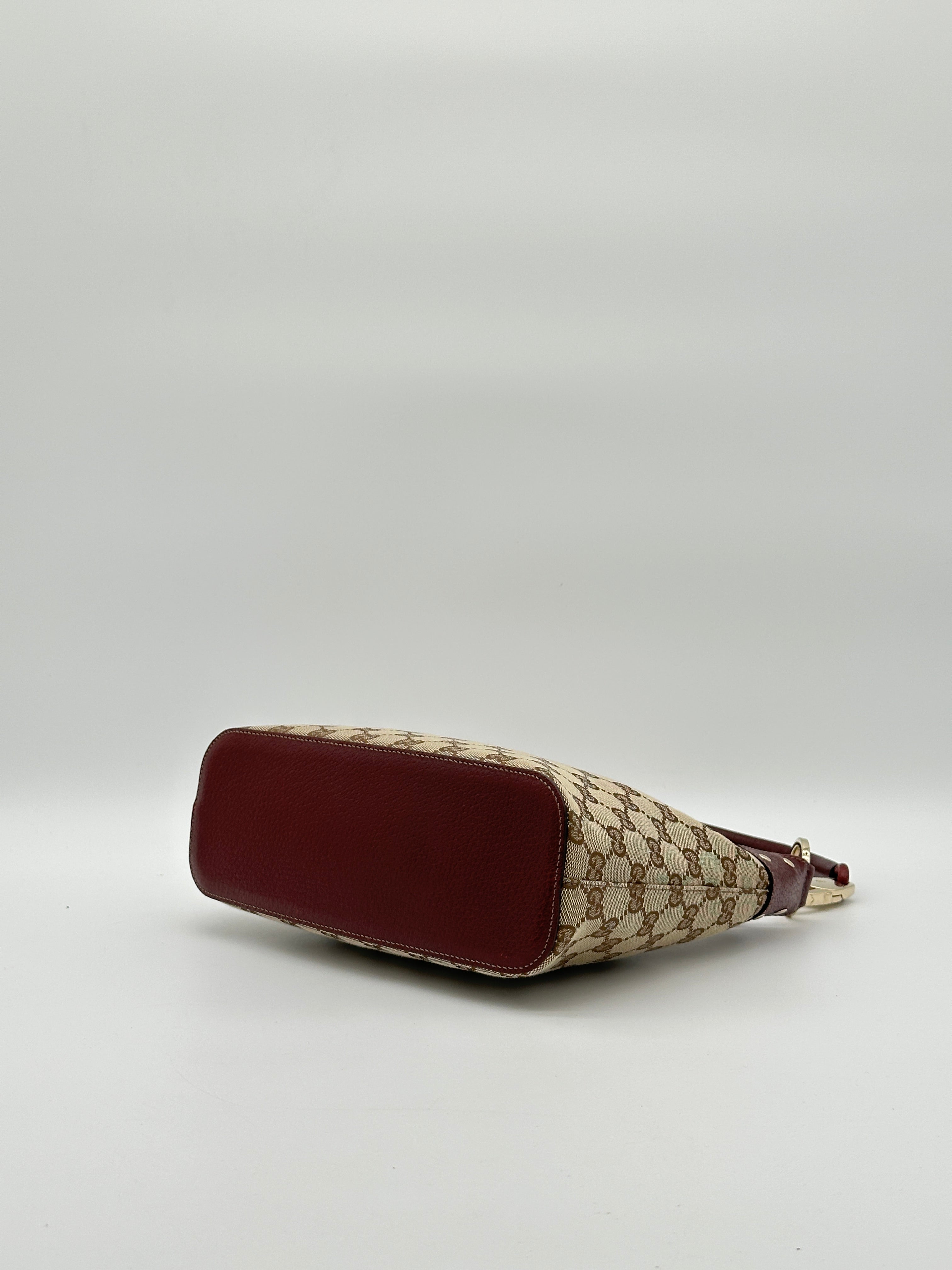Gucci Lock Canvas