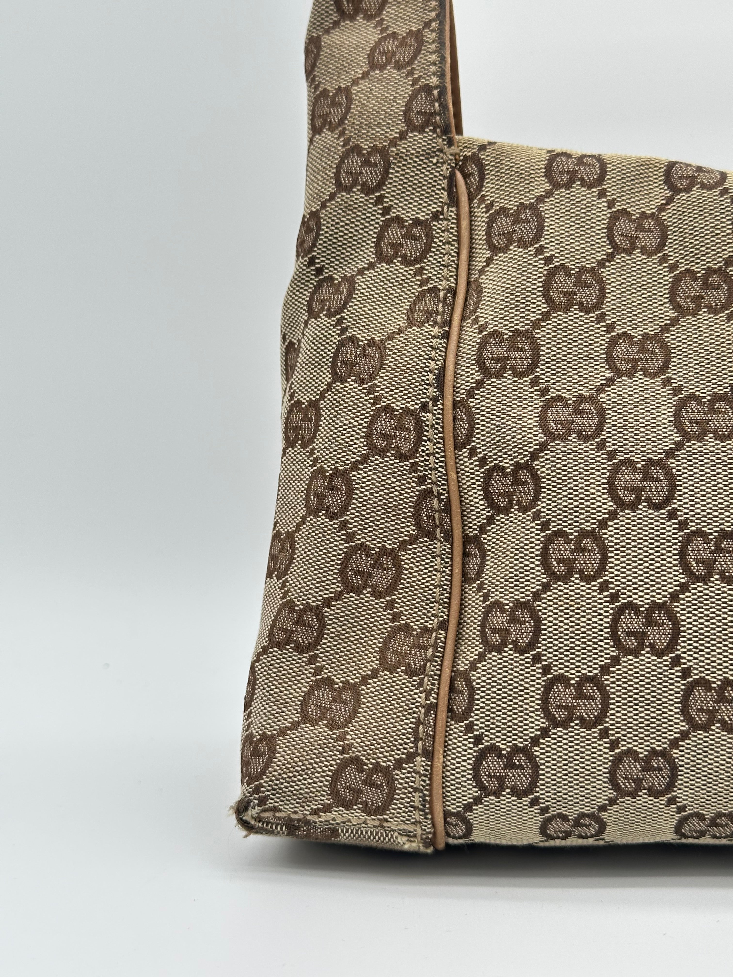 Gucci Canvas Shoulderbag