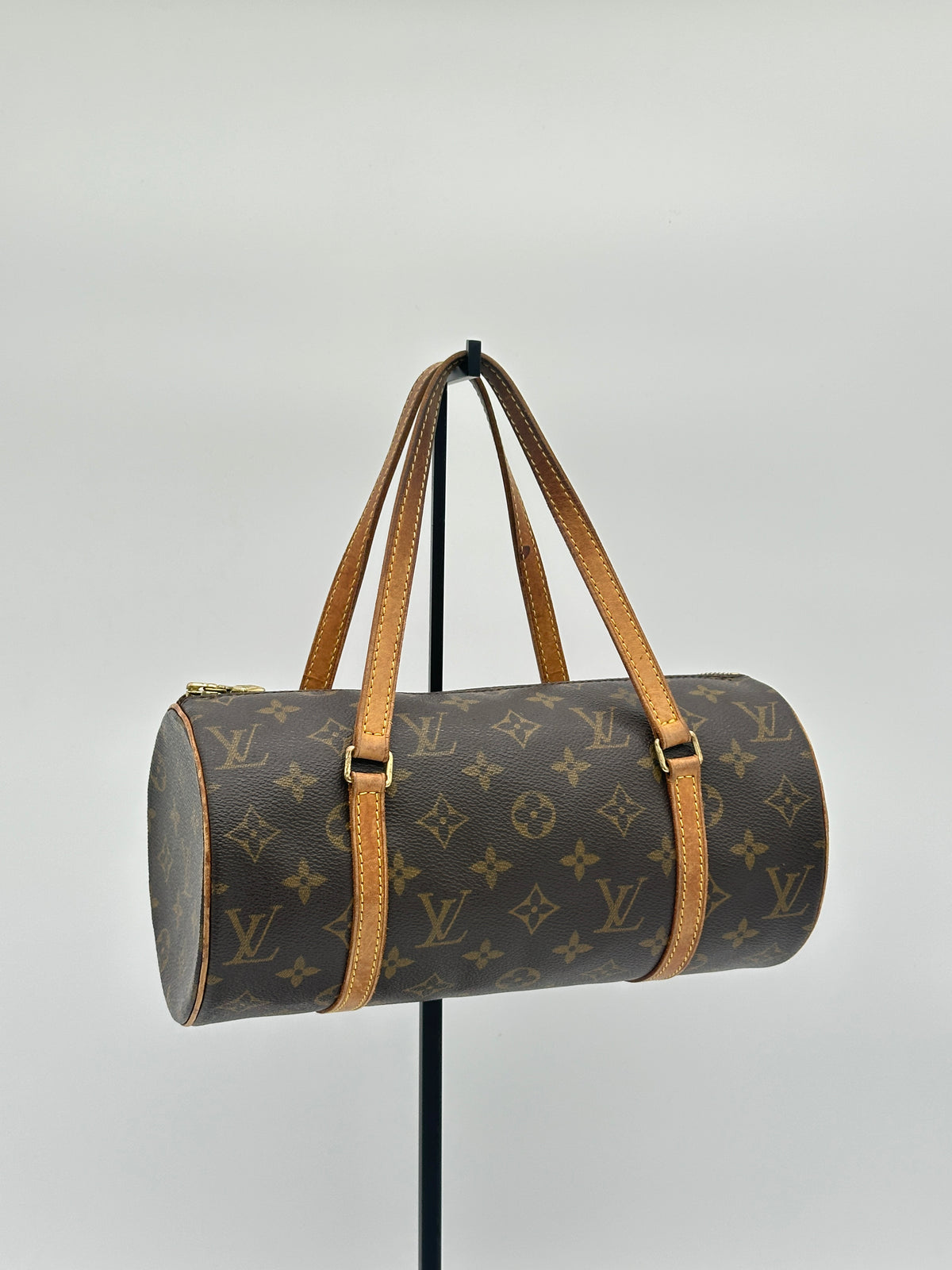 Louis Vuitton Papillon 26