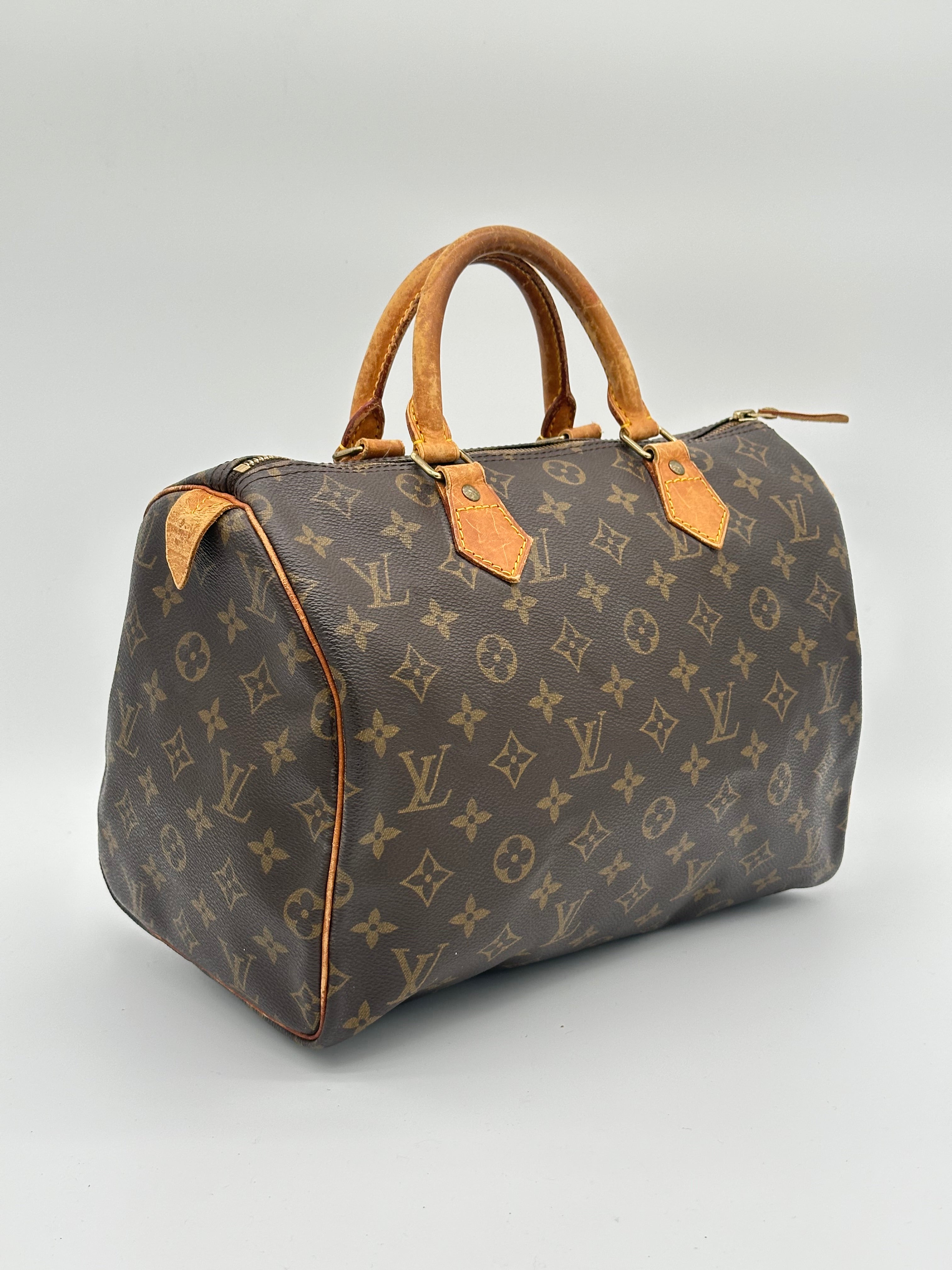 Louis Vuitton Speedy 30