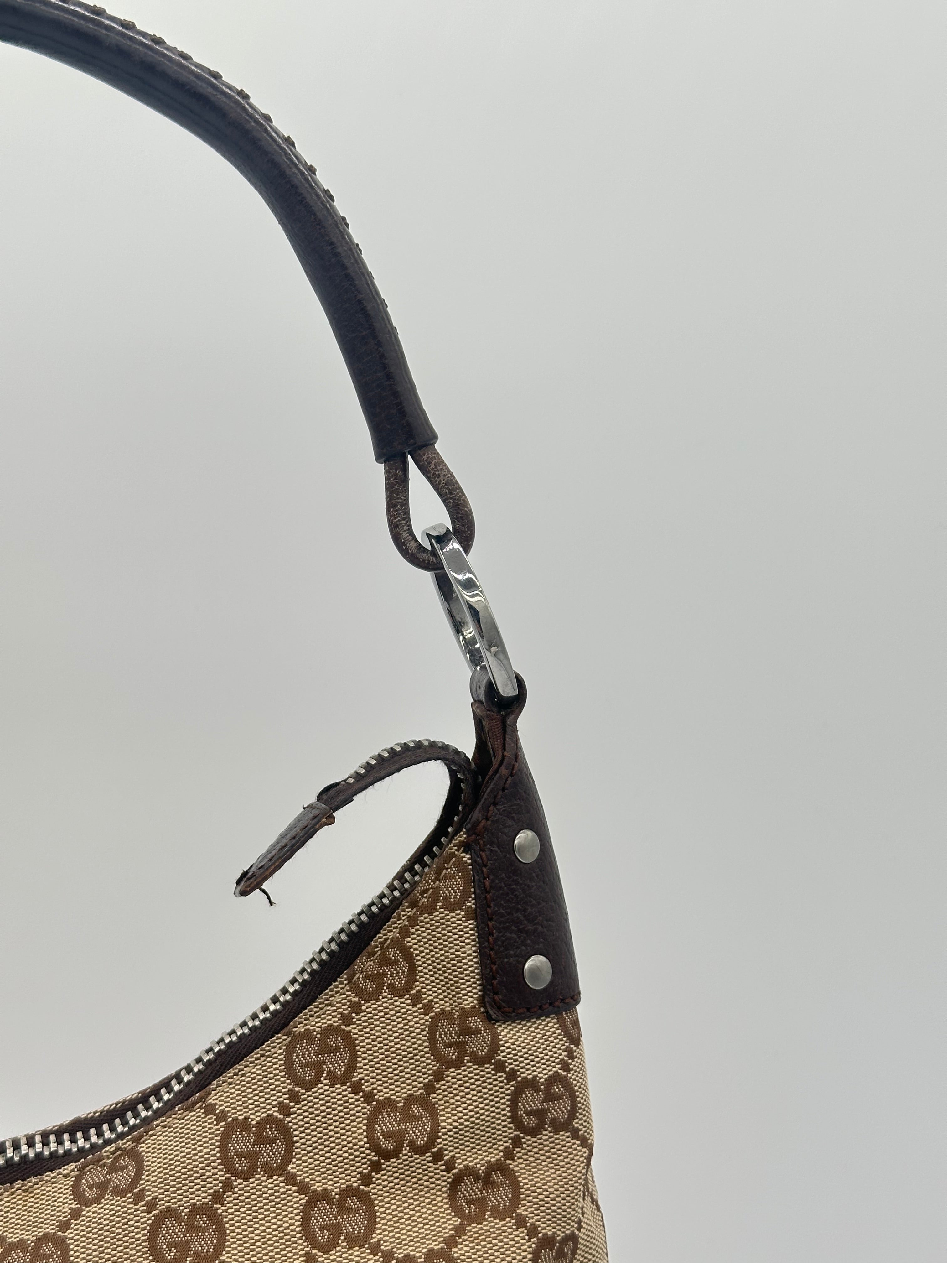 Gucci Lock Canvas