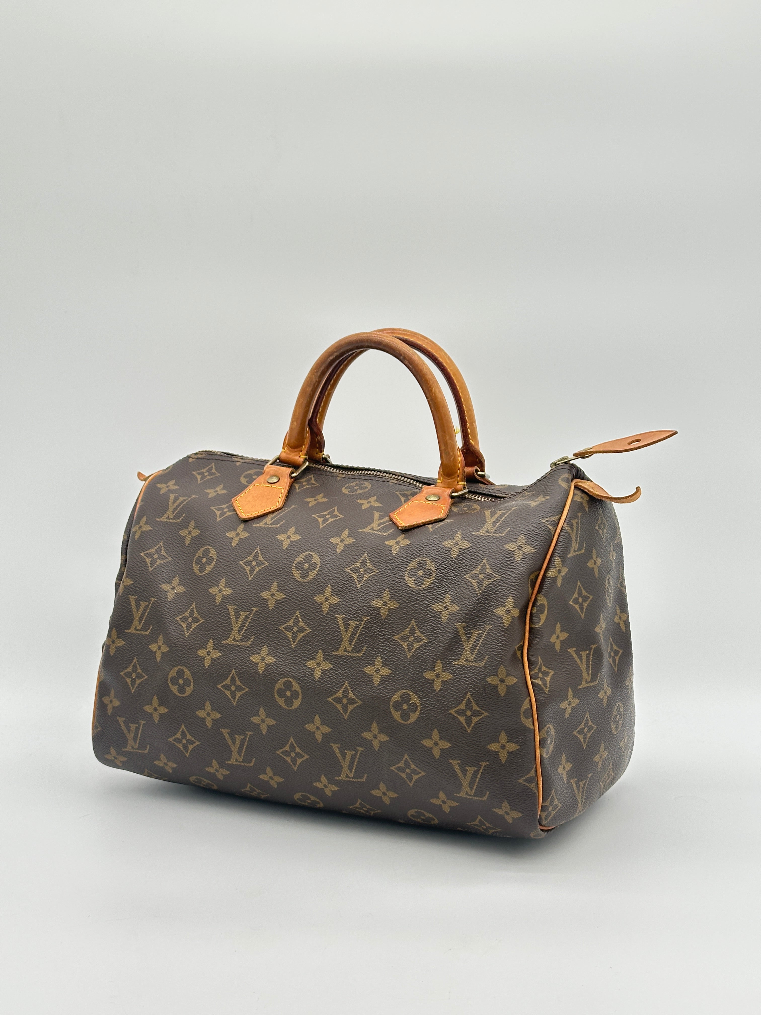 Louis Vuitton Speedy 30