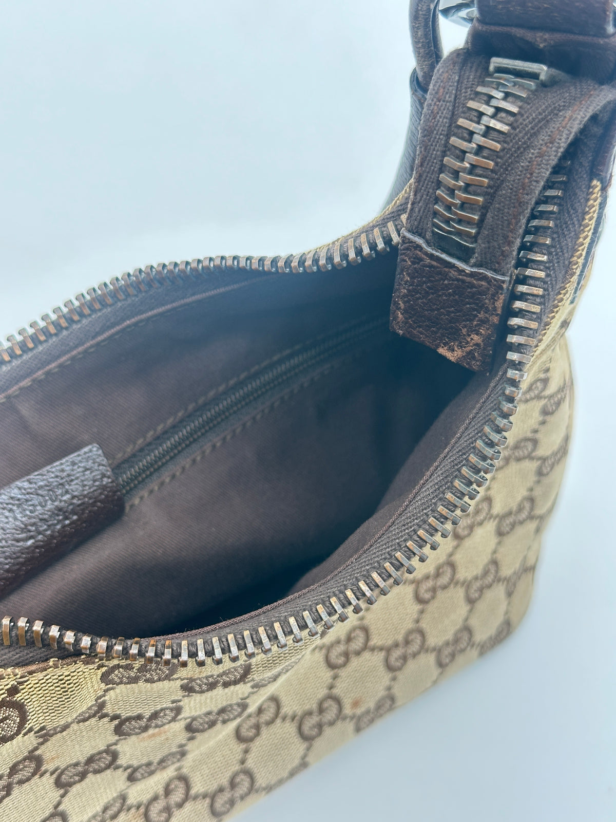Gucci Lock Canvas