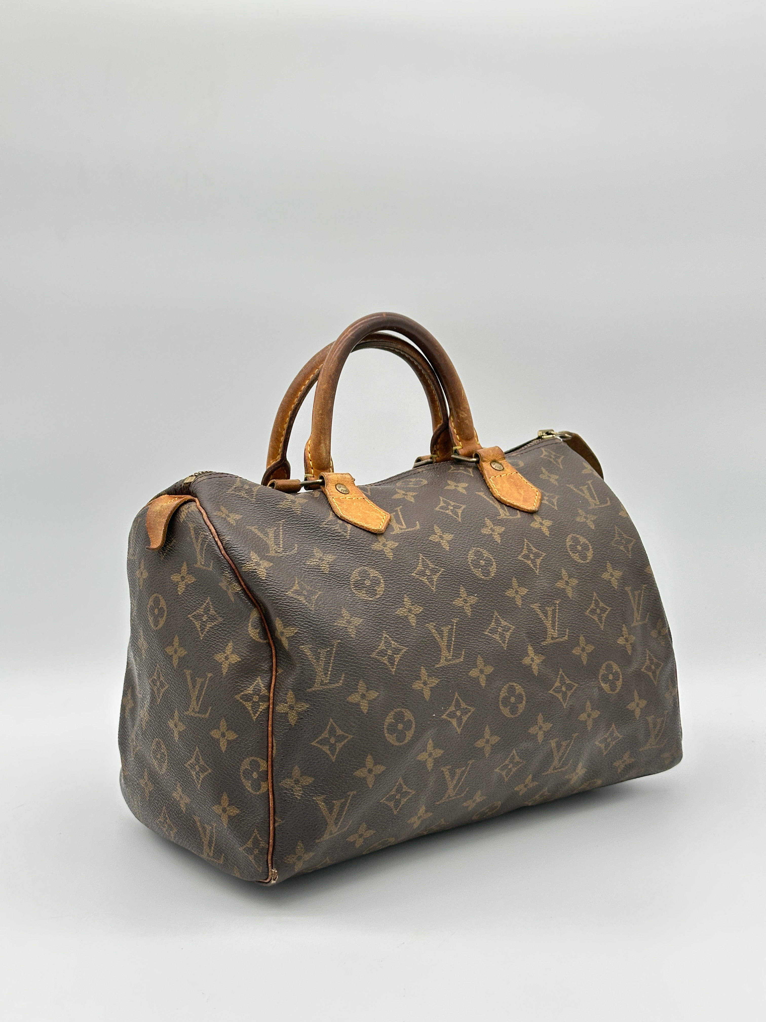 Louis Vuitton Speedy 30