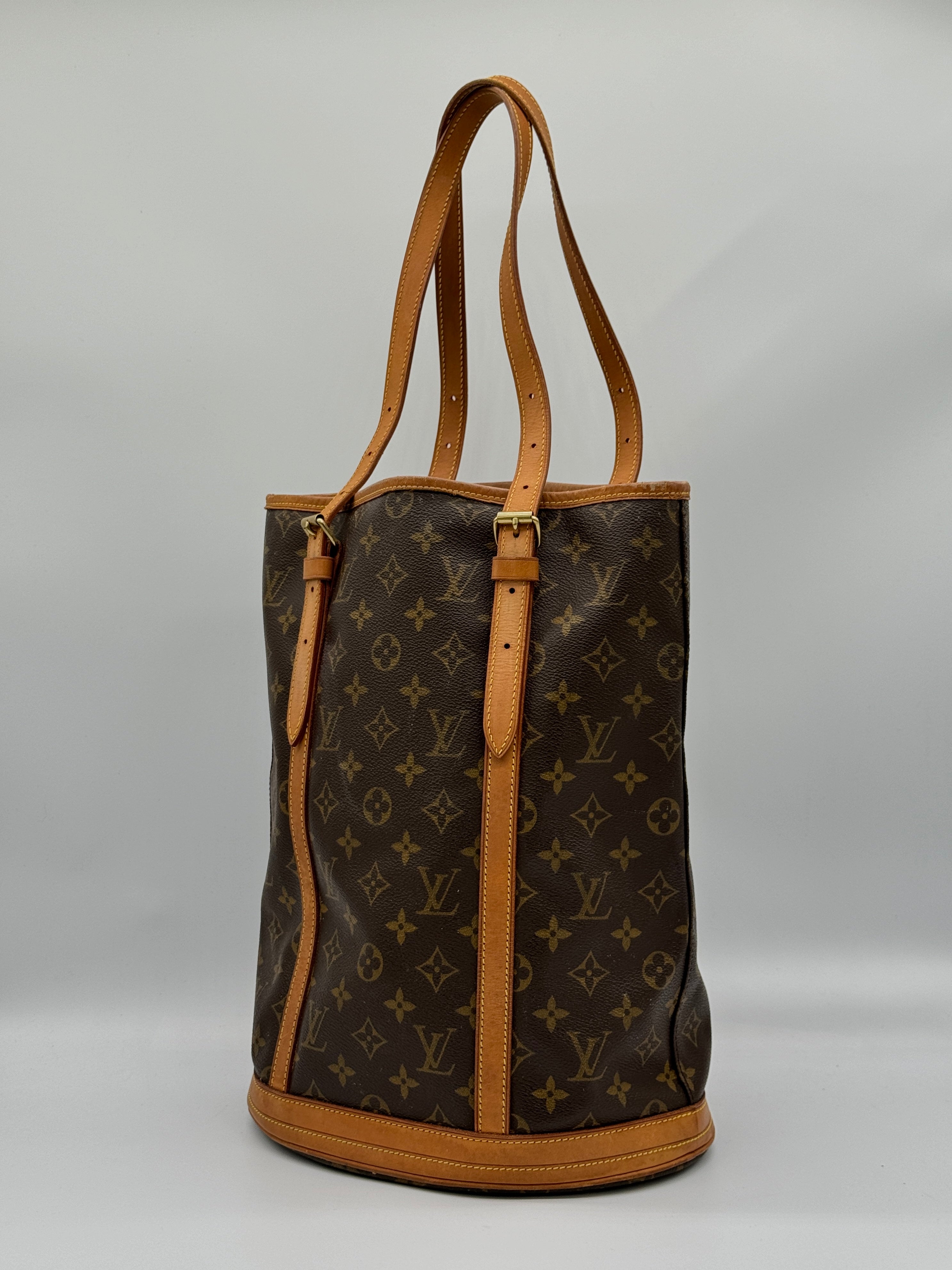 Louis Vuitton Bucket GM