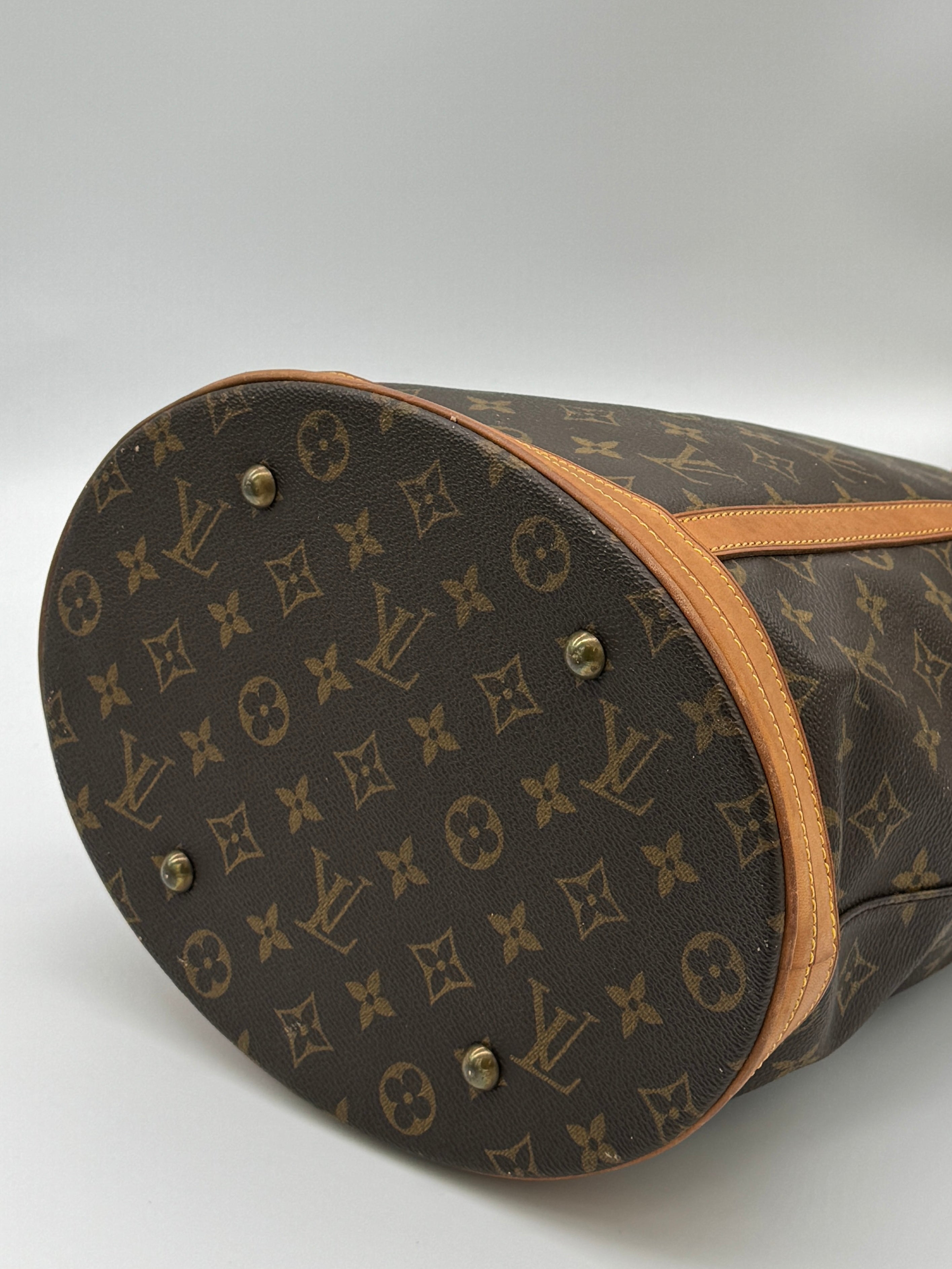 Louis Vuitton Bucket GM
