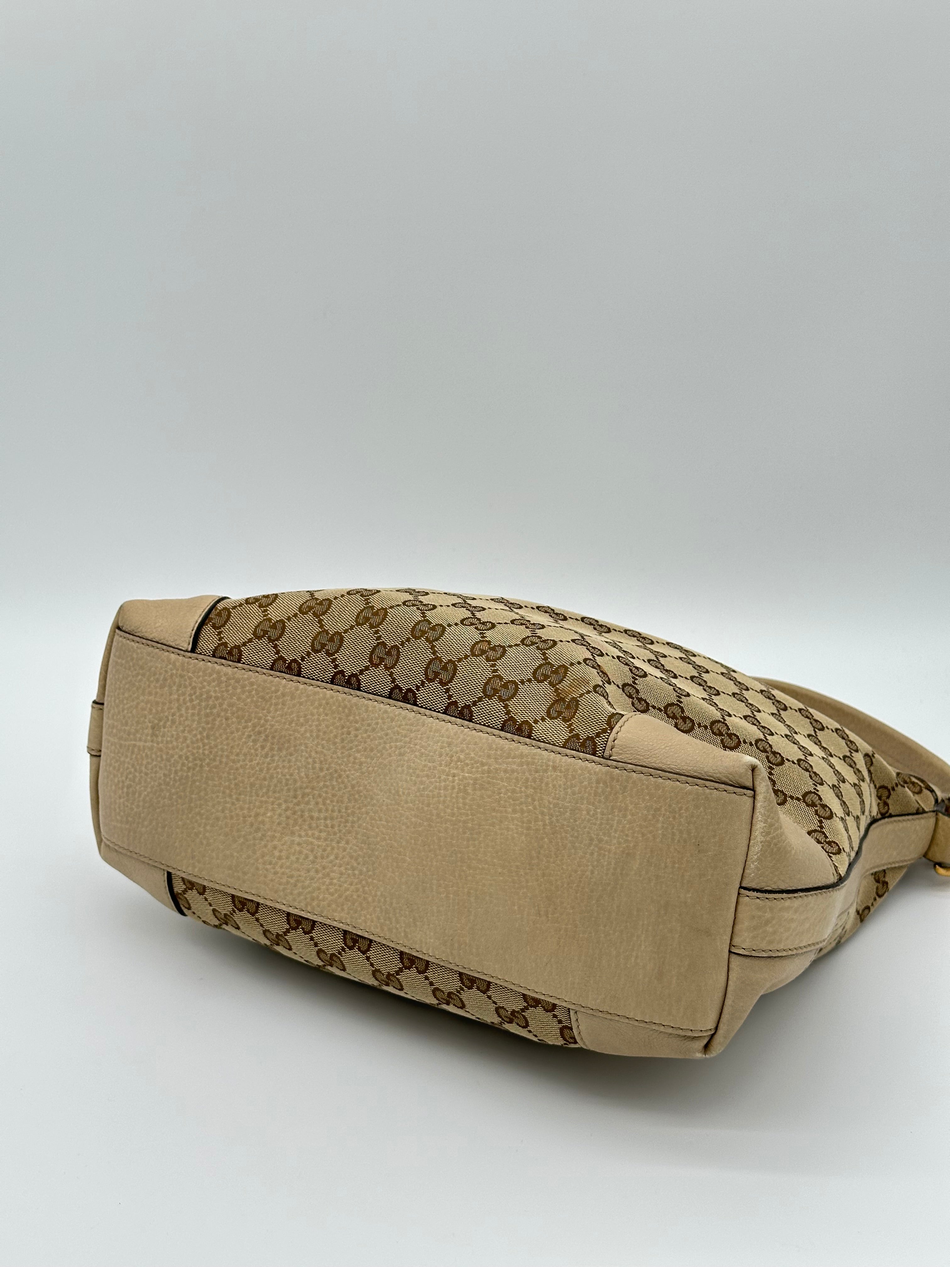 Gucci Miss Canvas