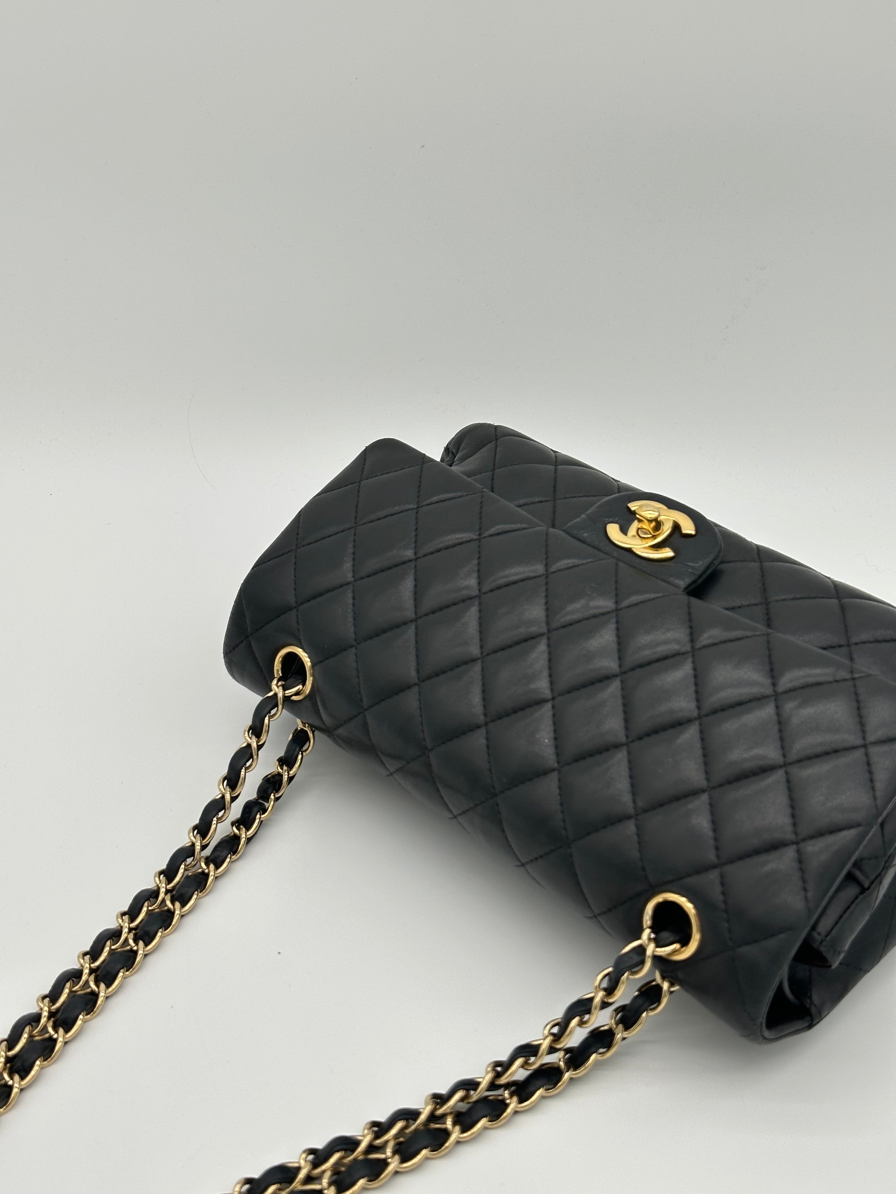 Chanel Classic Double Flap Medium