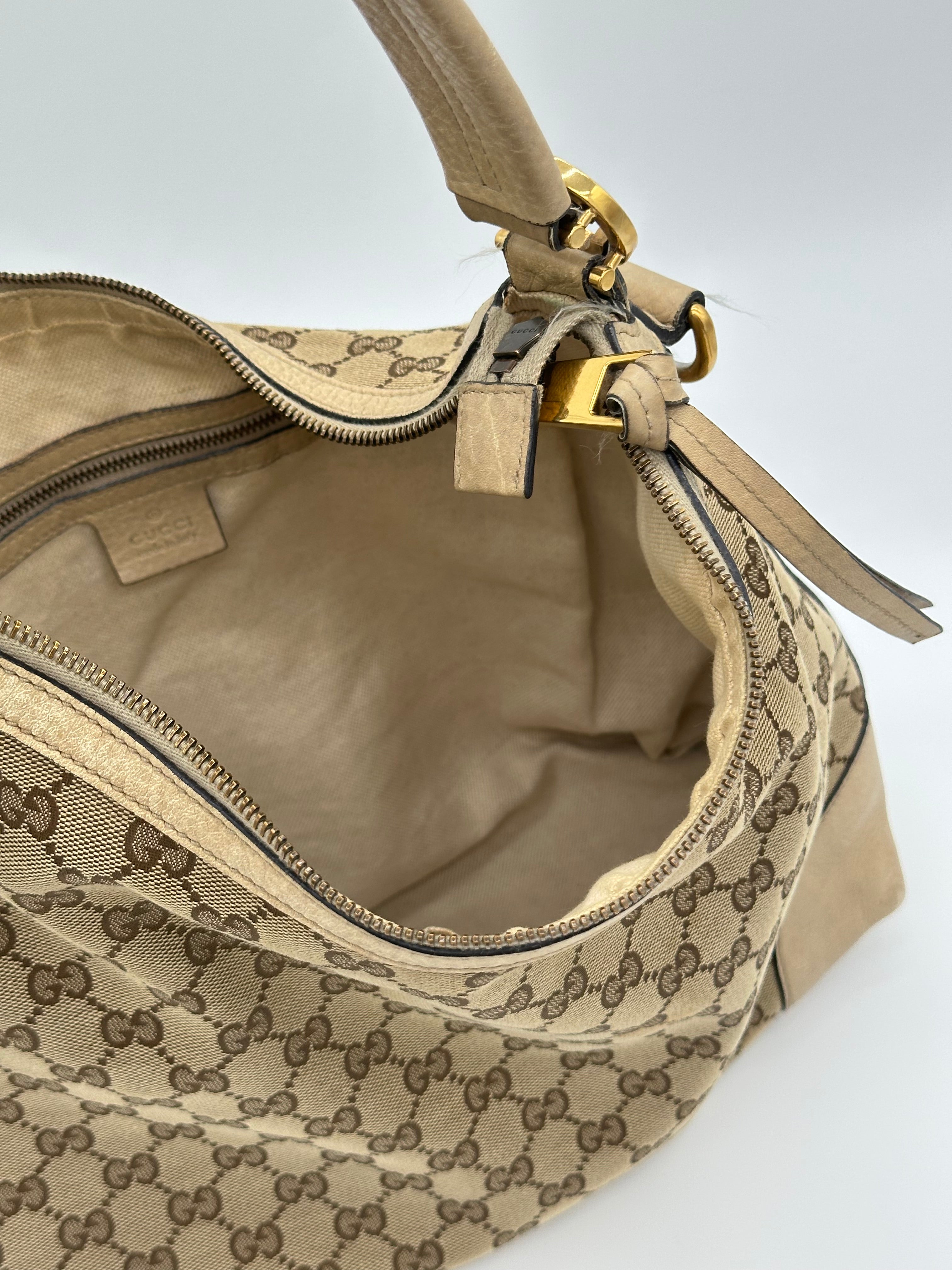 Gucci Miss Canvas