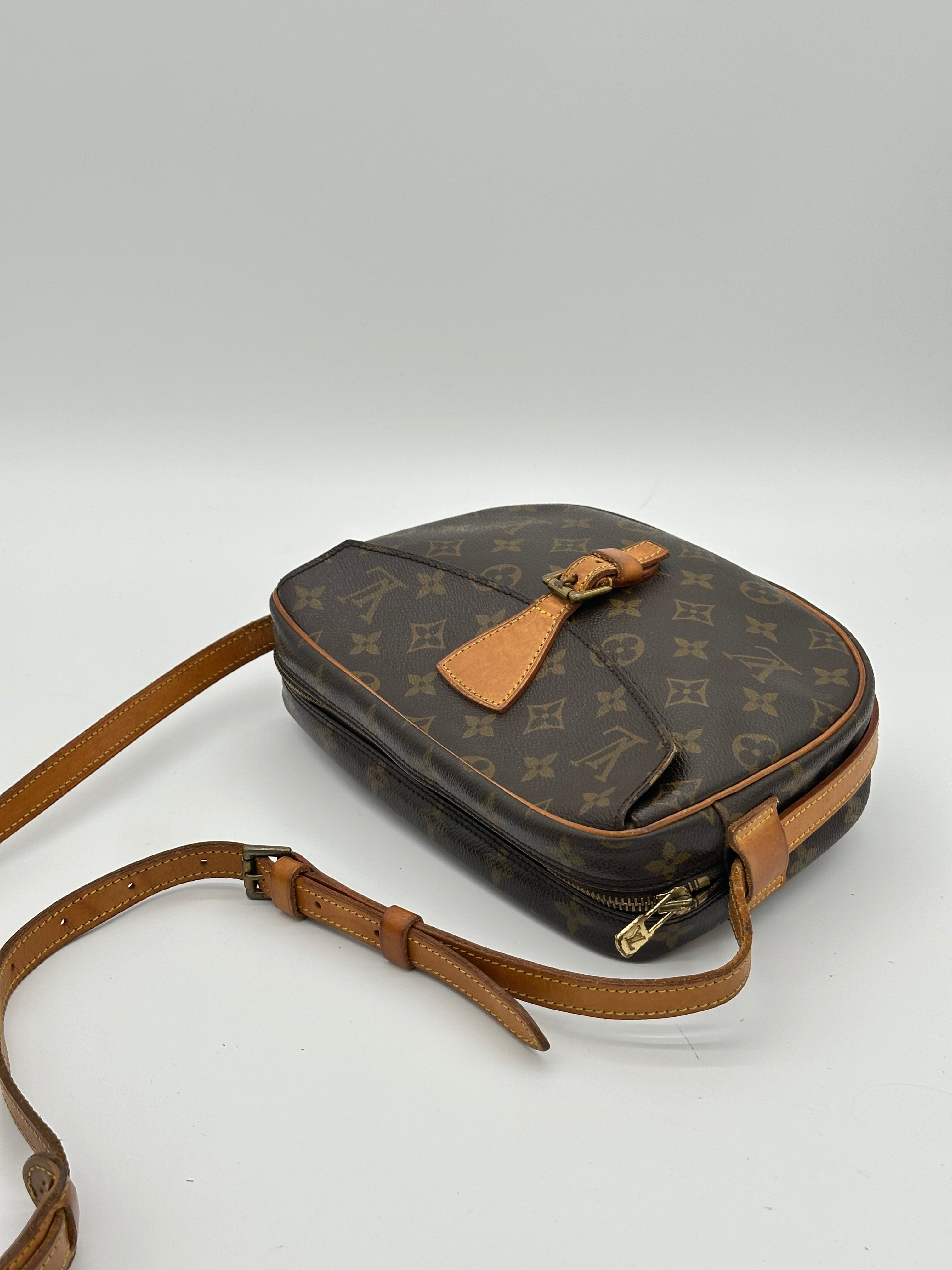 Louis Vuitton Jeune Fille MM