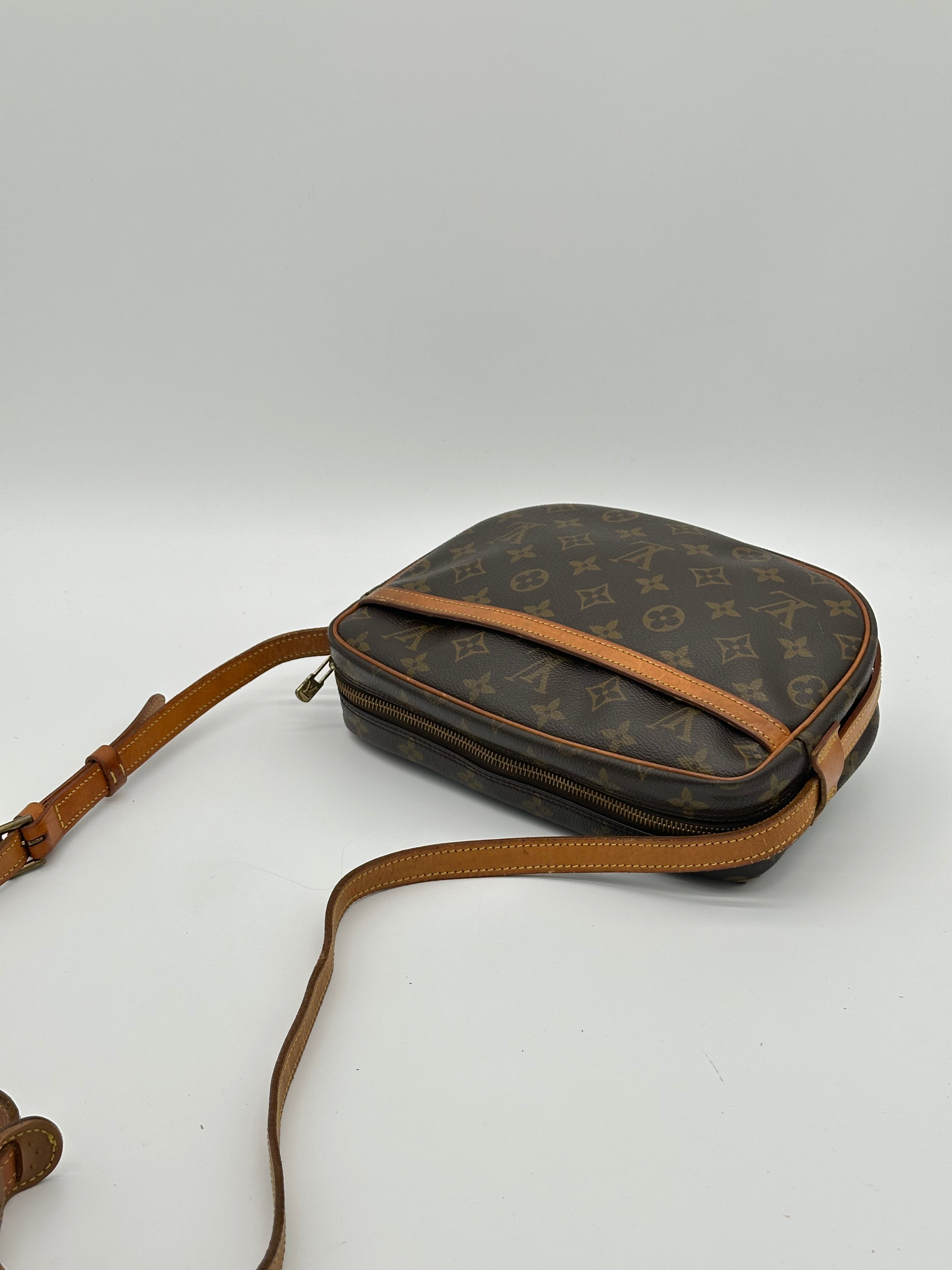 Louis Vuitton Jeune Fille MM