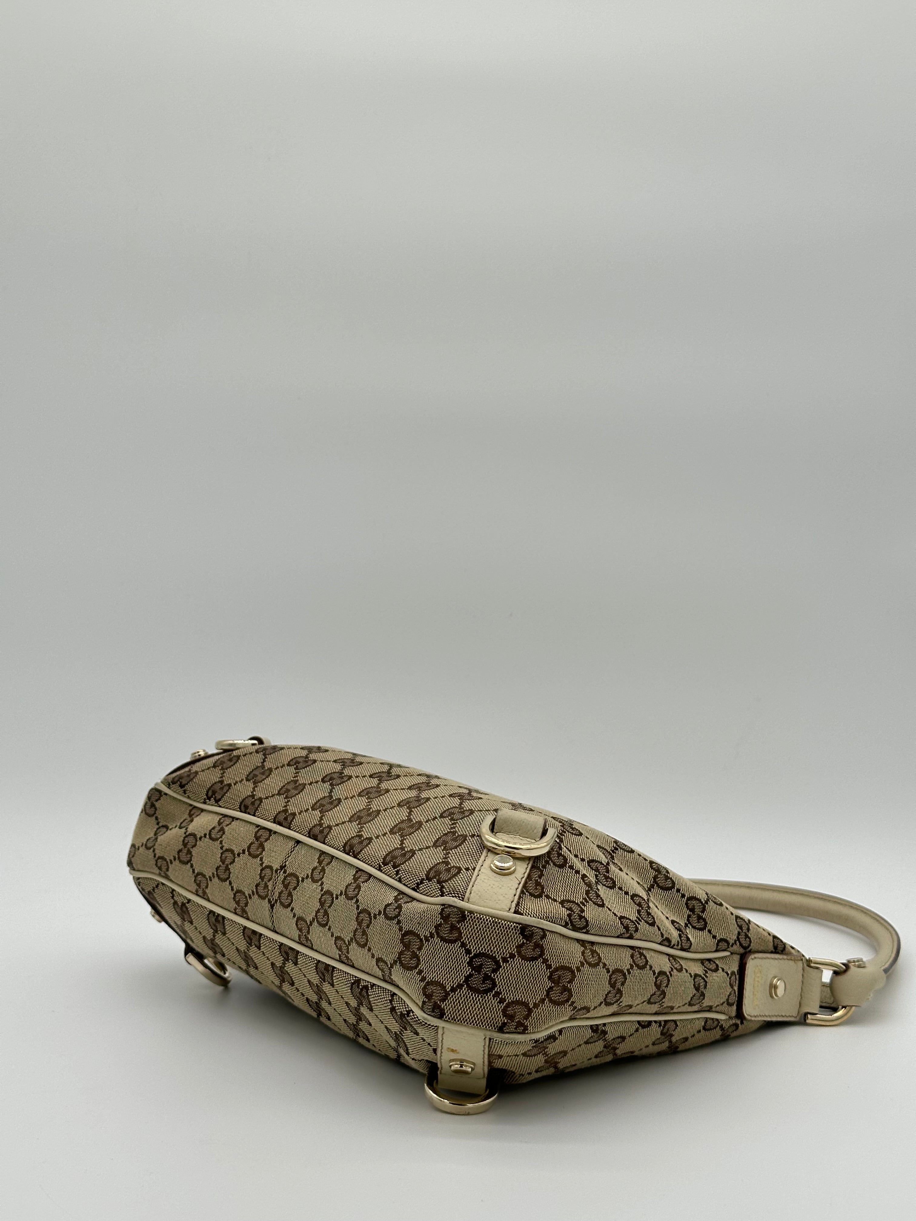 Gucci Abbey D-Ring Medium