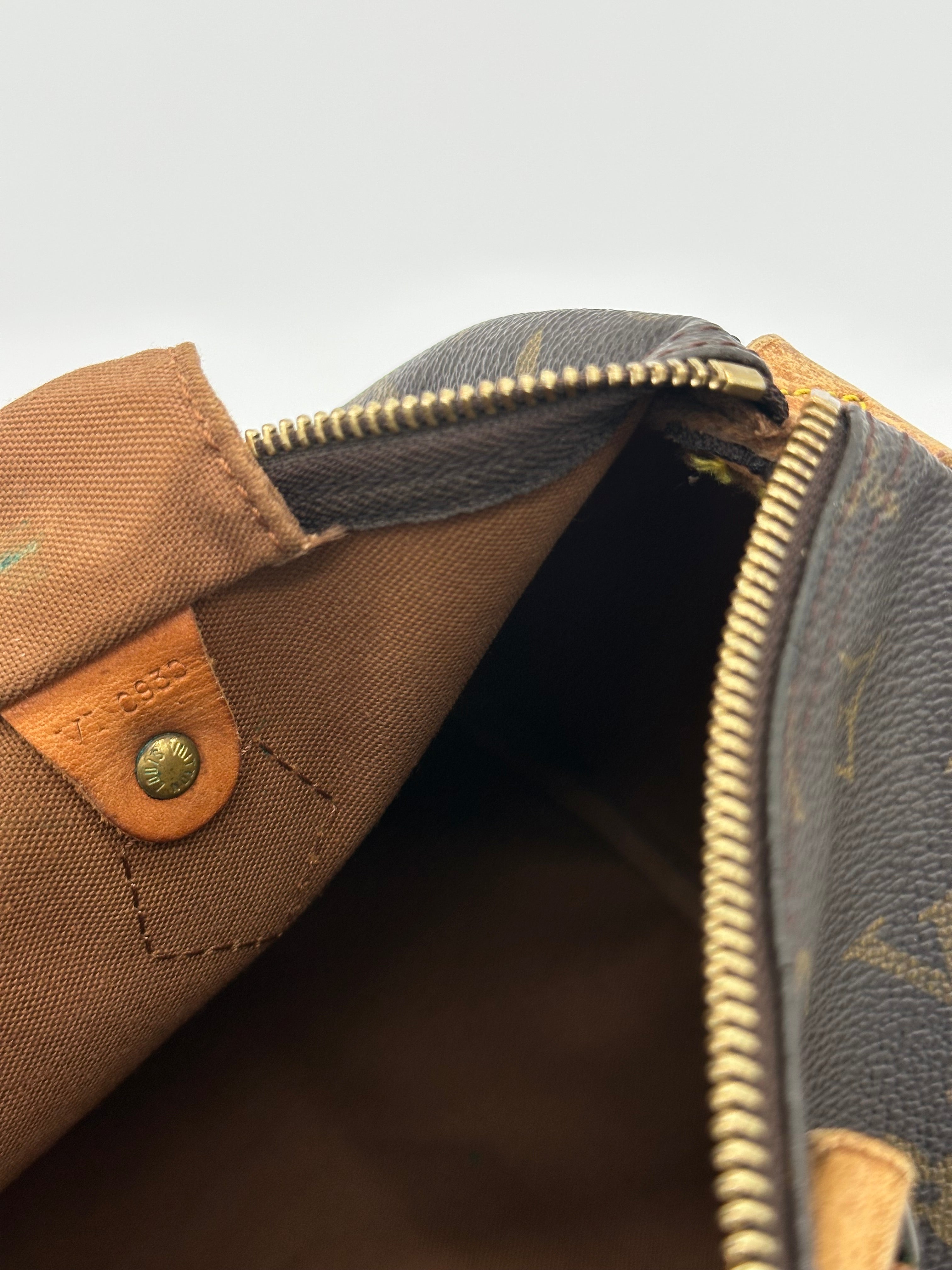 Louis Vuitton Speedy 30