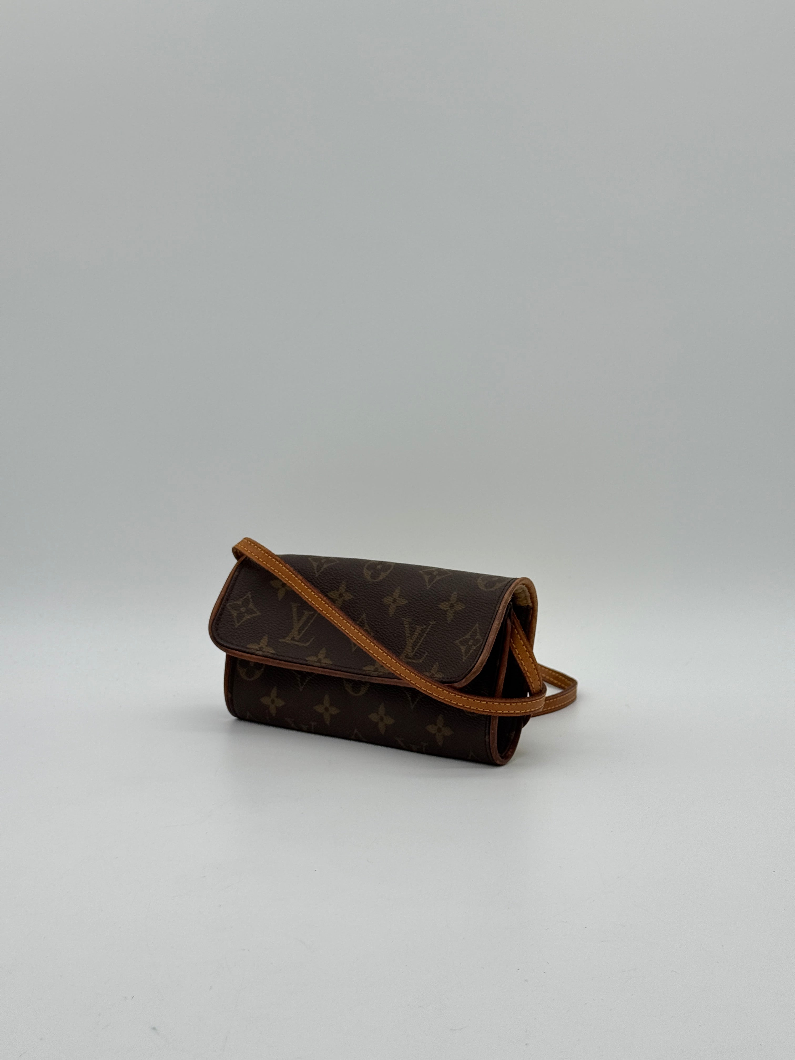 Louis Vuitton Twin Pochette GM