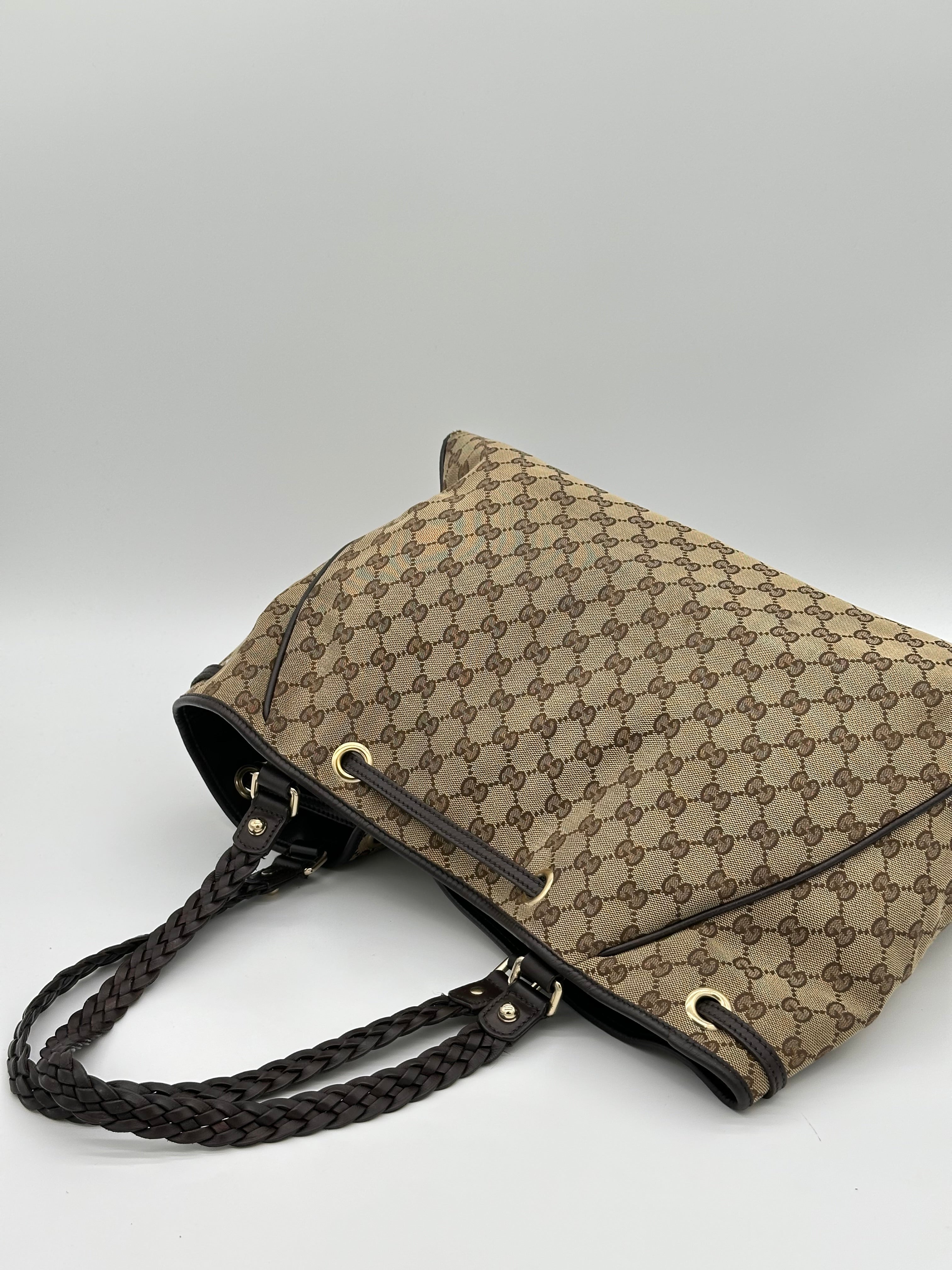 Gucci Peggy