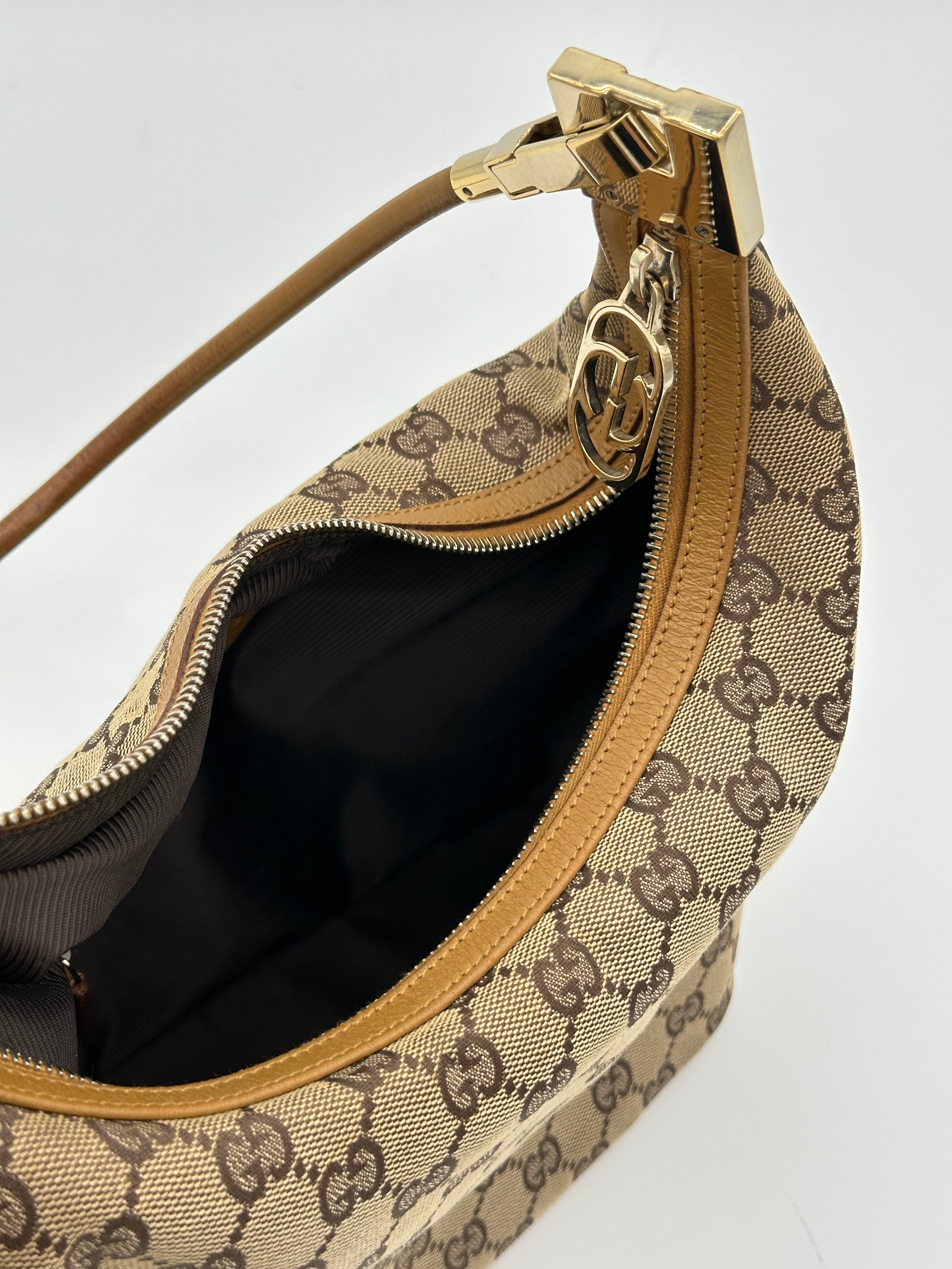 Gucci Clasp Hobo