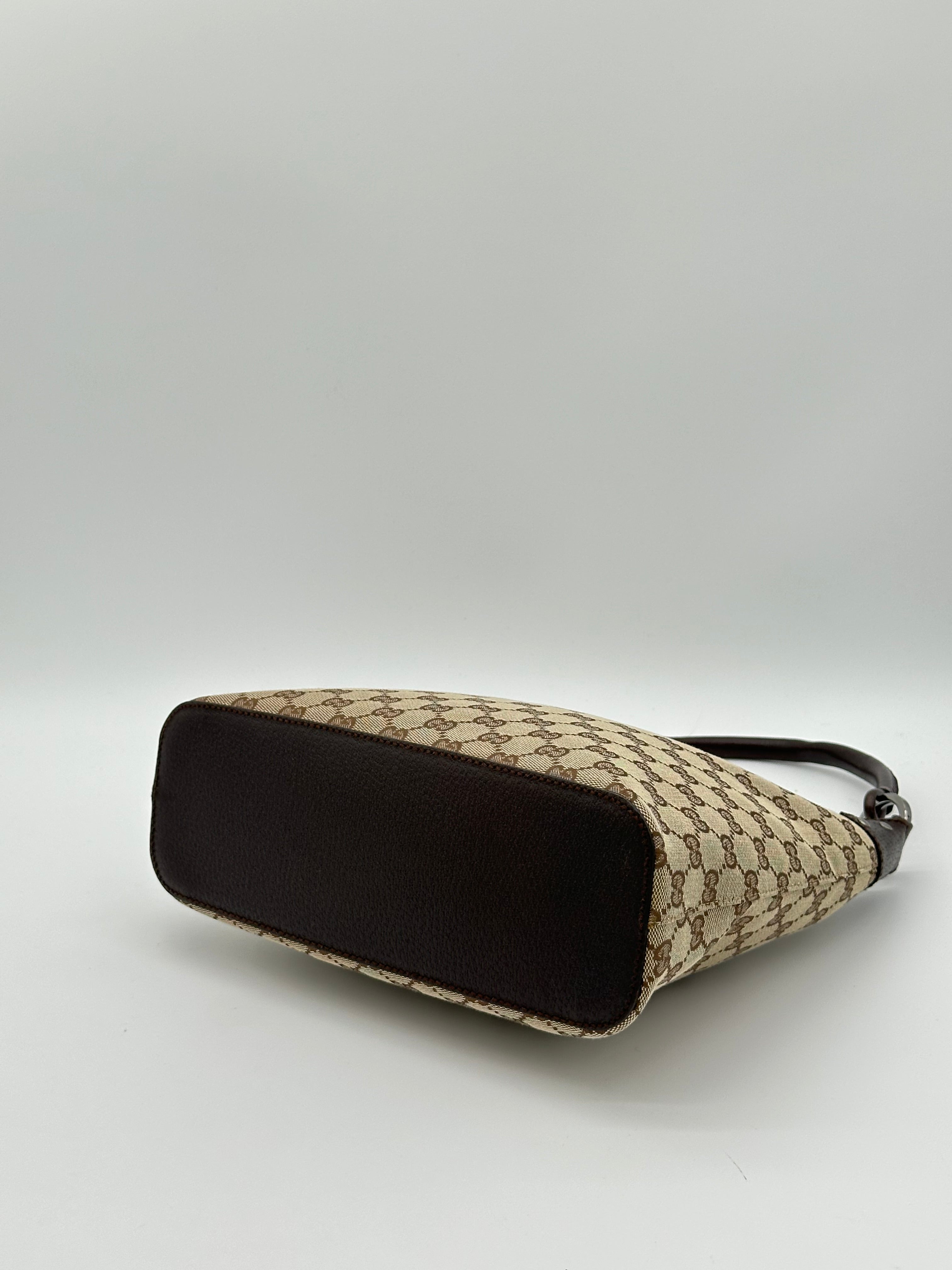 Gucci Lock Canvas