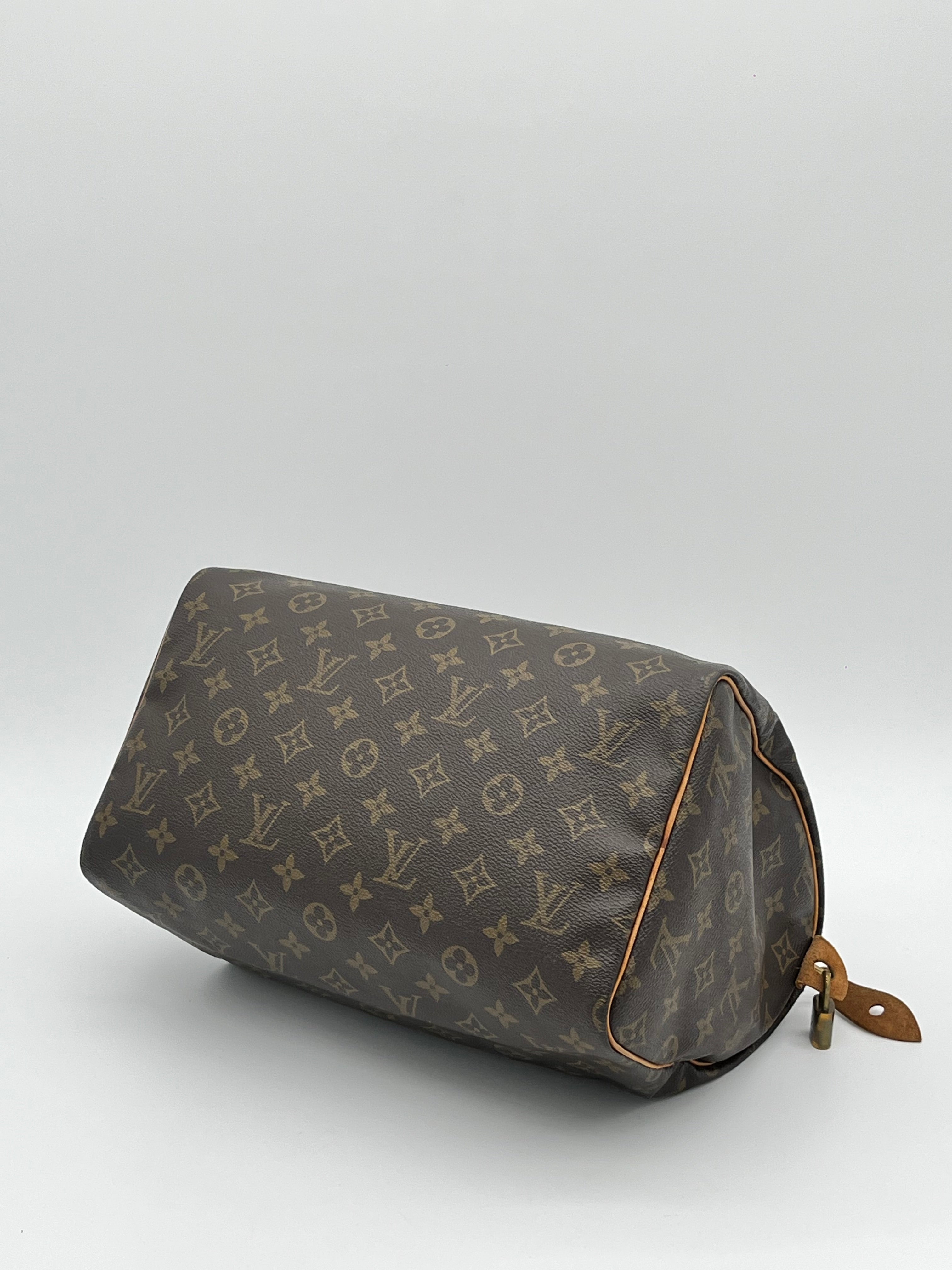Louis Vuitton Speedy 30