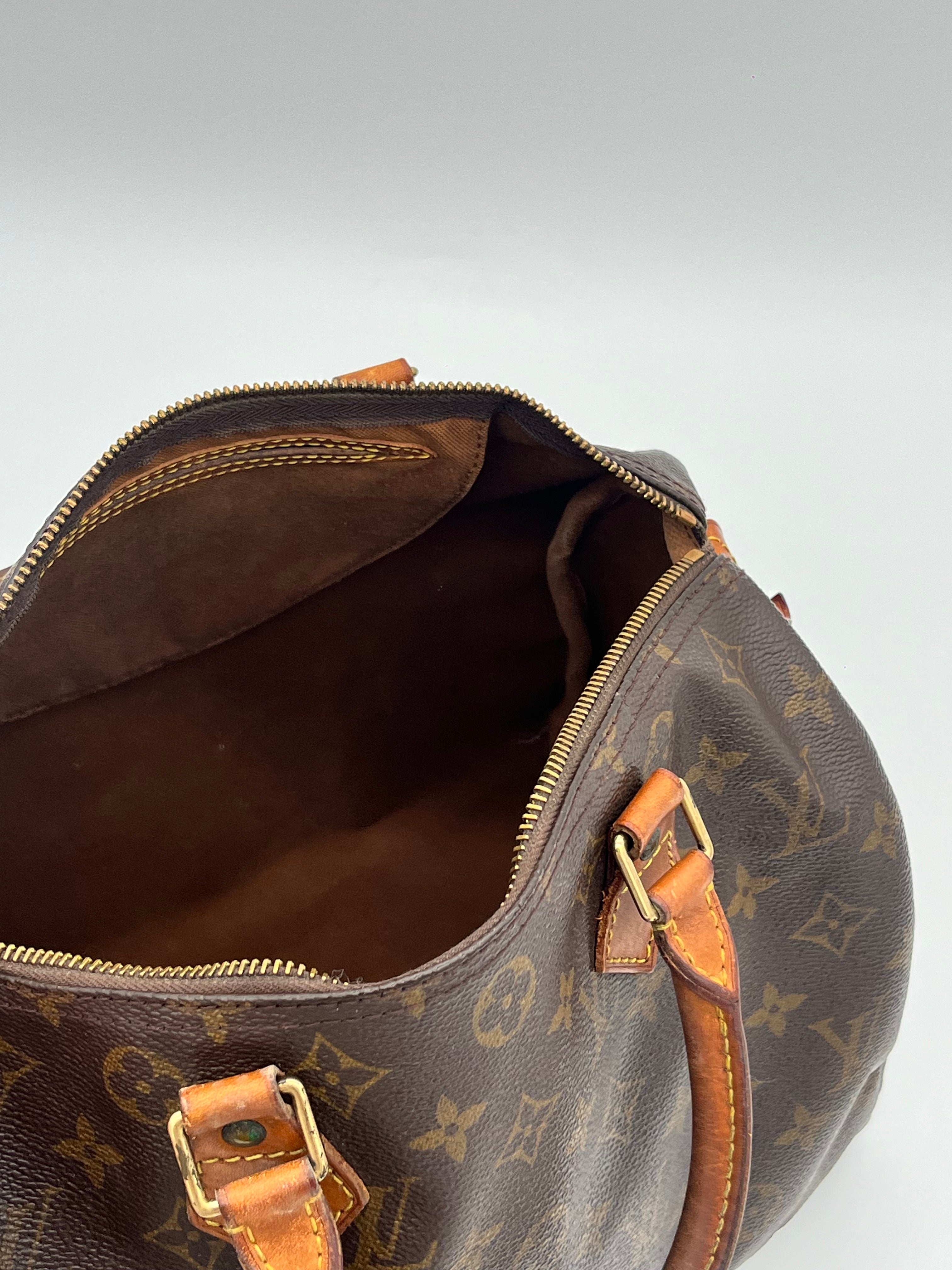 Louis Vuitton Speedy 30