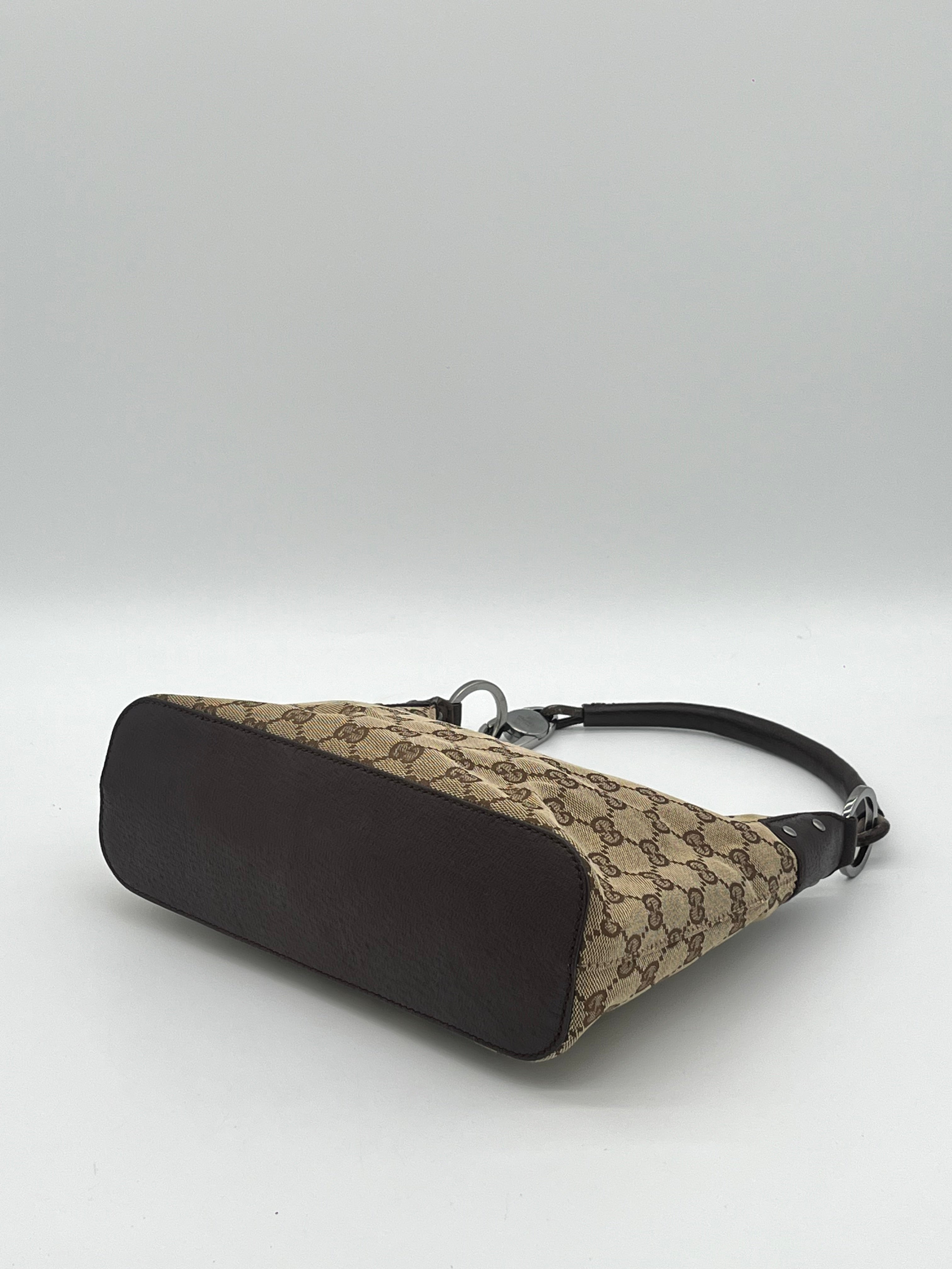 Gucci Lock Canvas