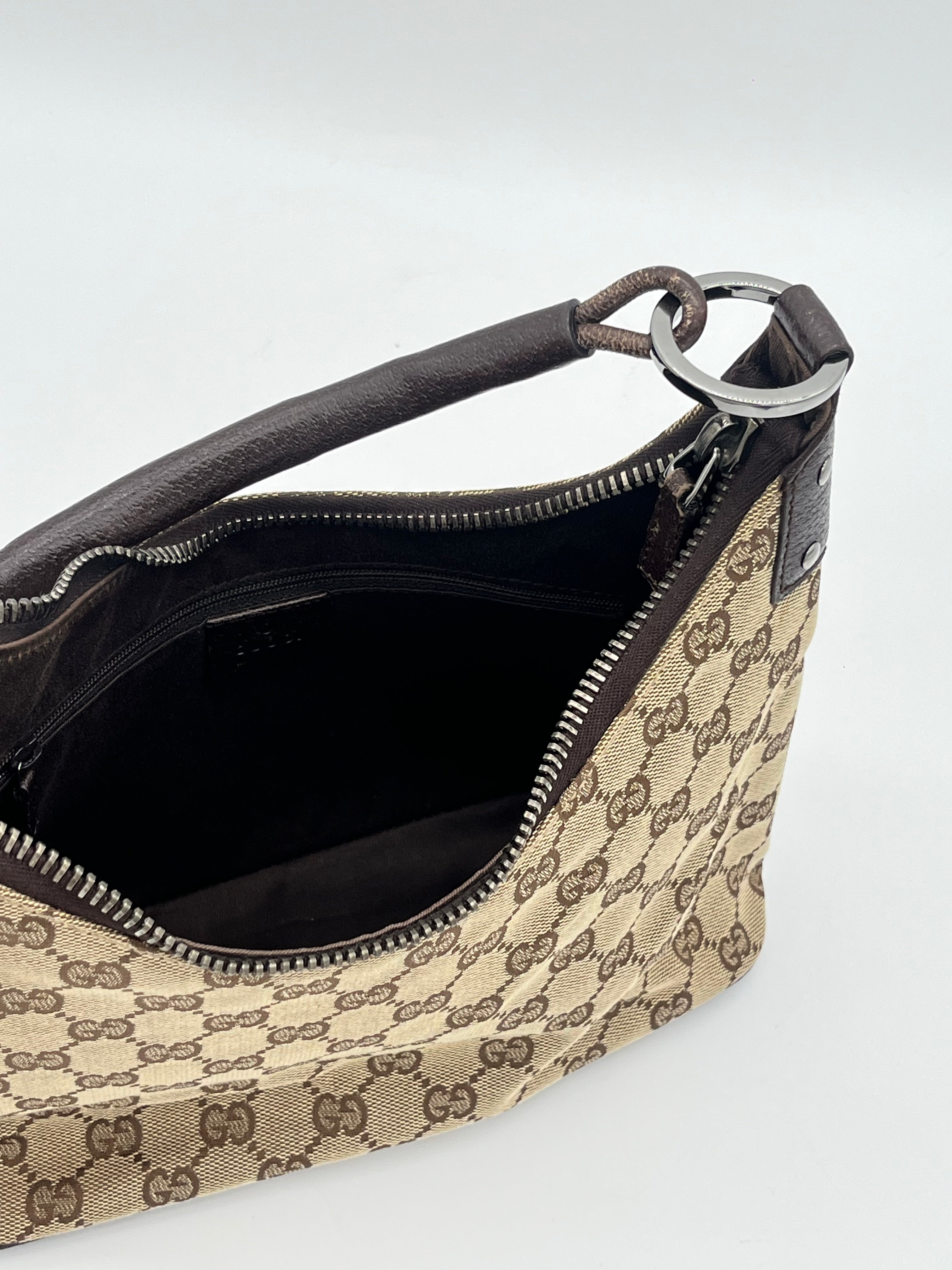 Gucci Lock Canvas