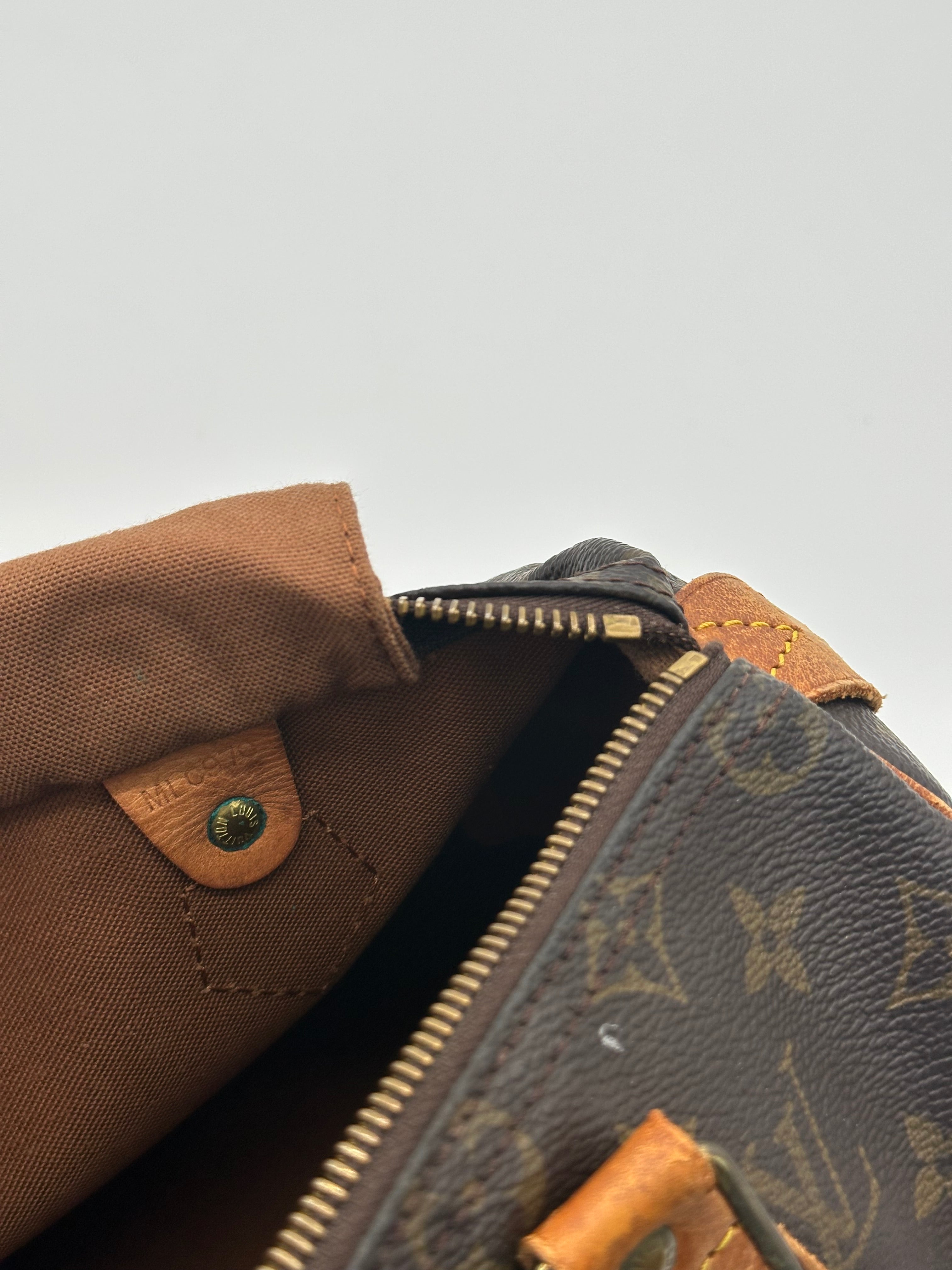 Louis Vuitton Speedy 25