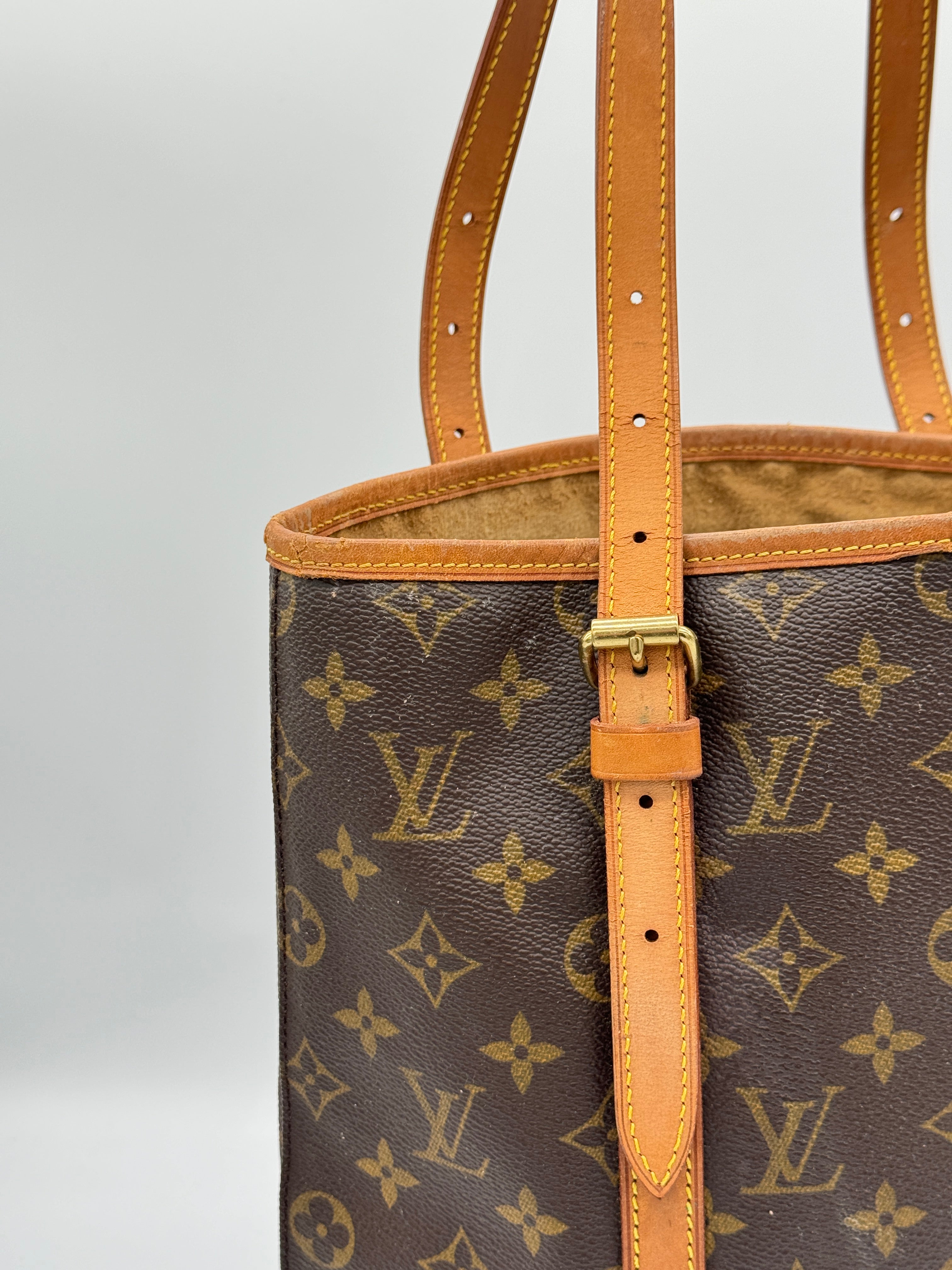 Louis Vuitton Bucket GM