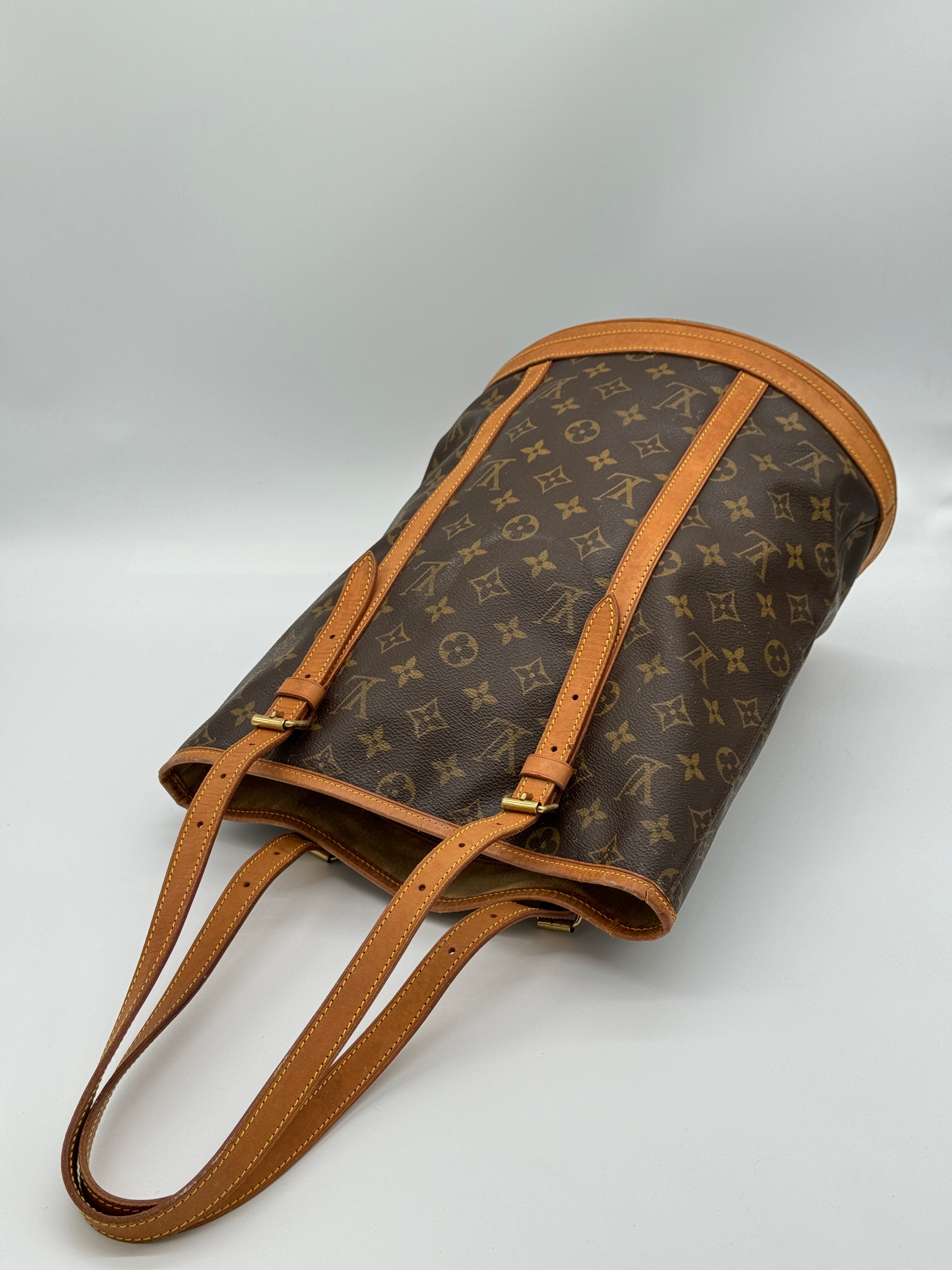Louis Vuitton Bucket GM