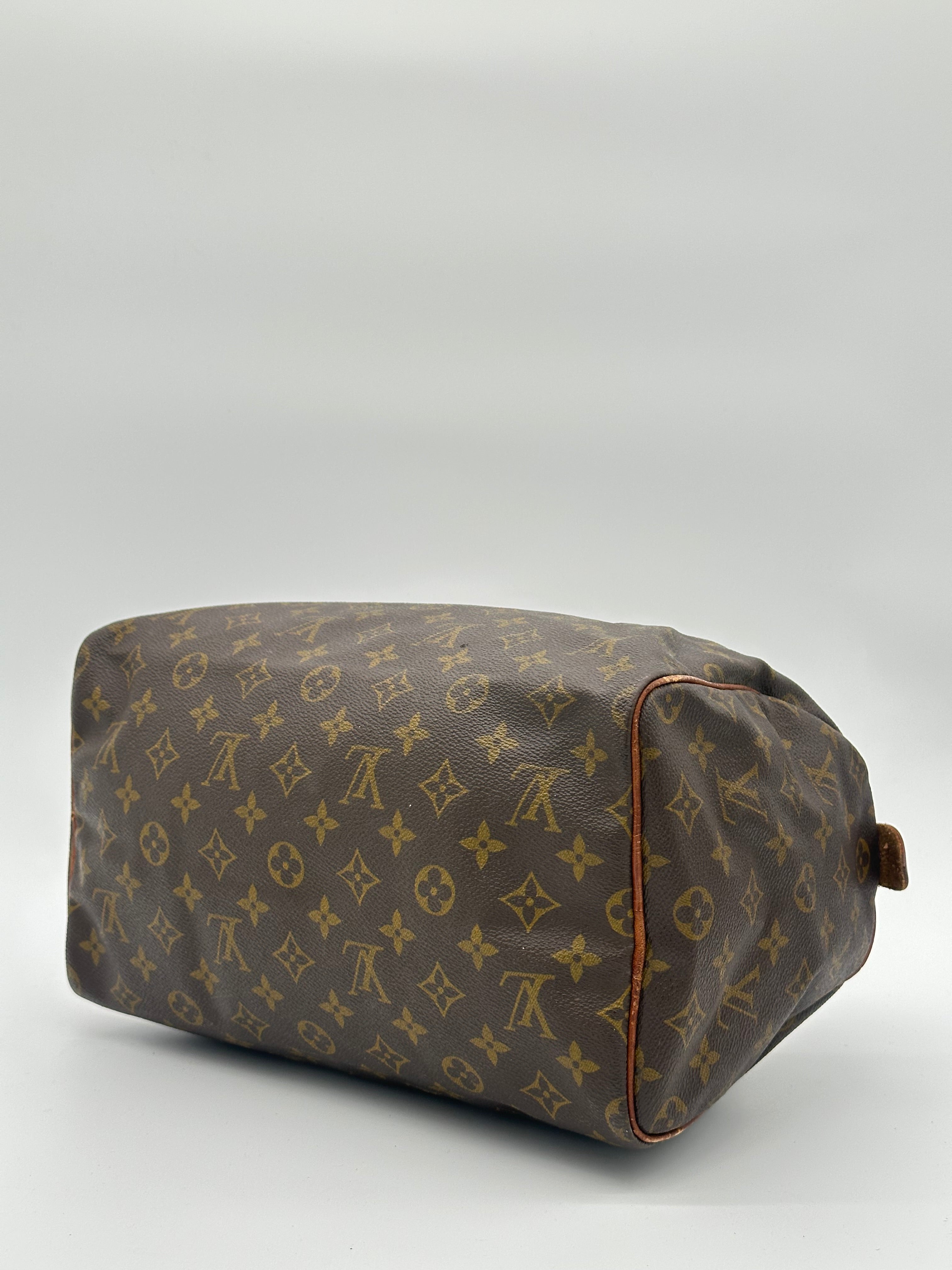 Louis Vuitton Speedy 30