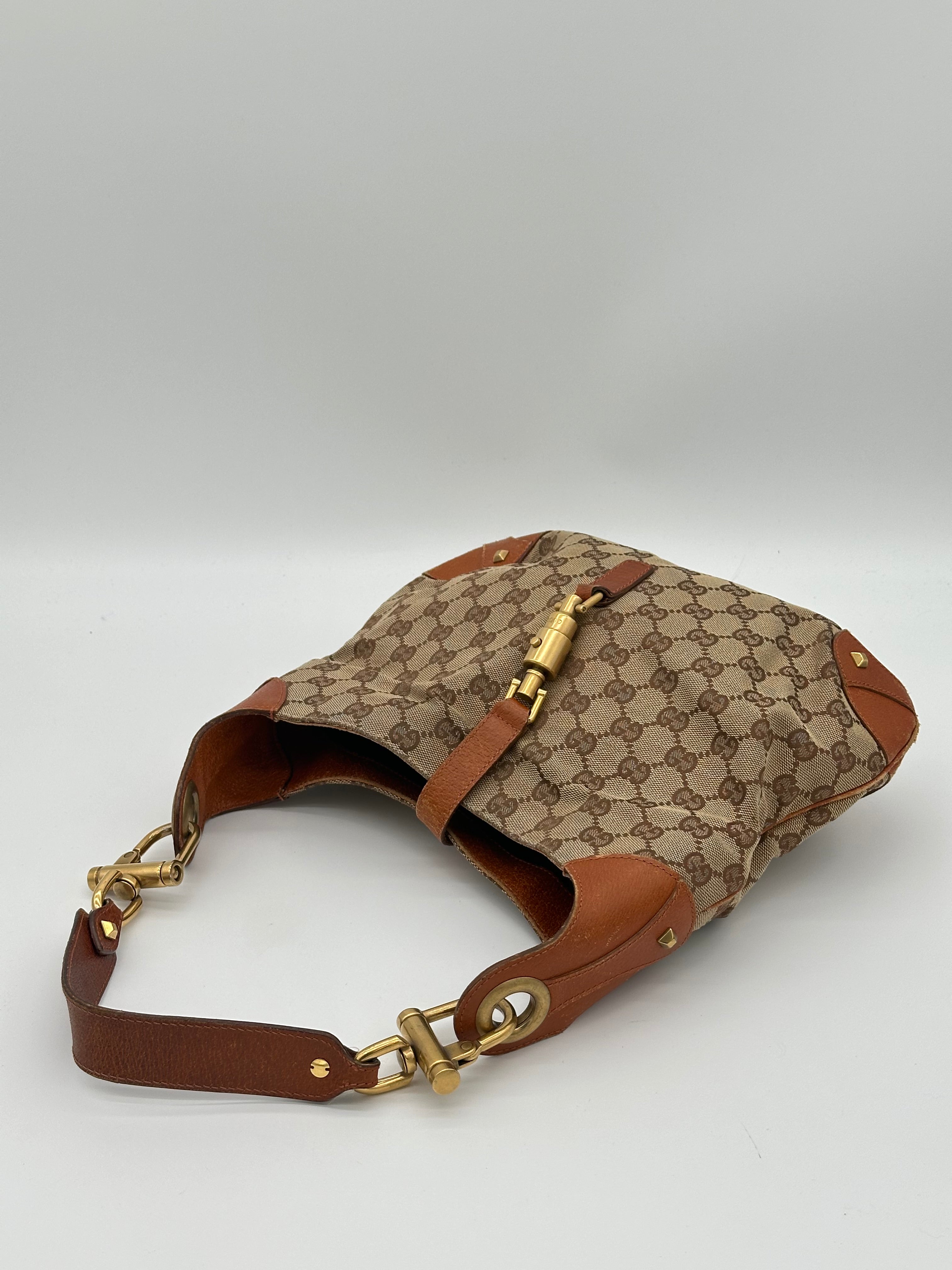Gucci Piston Lock Jackie