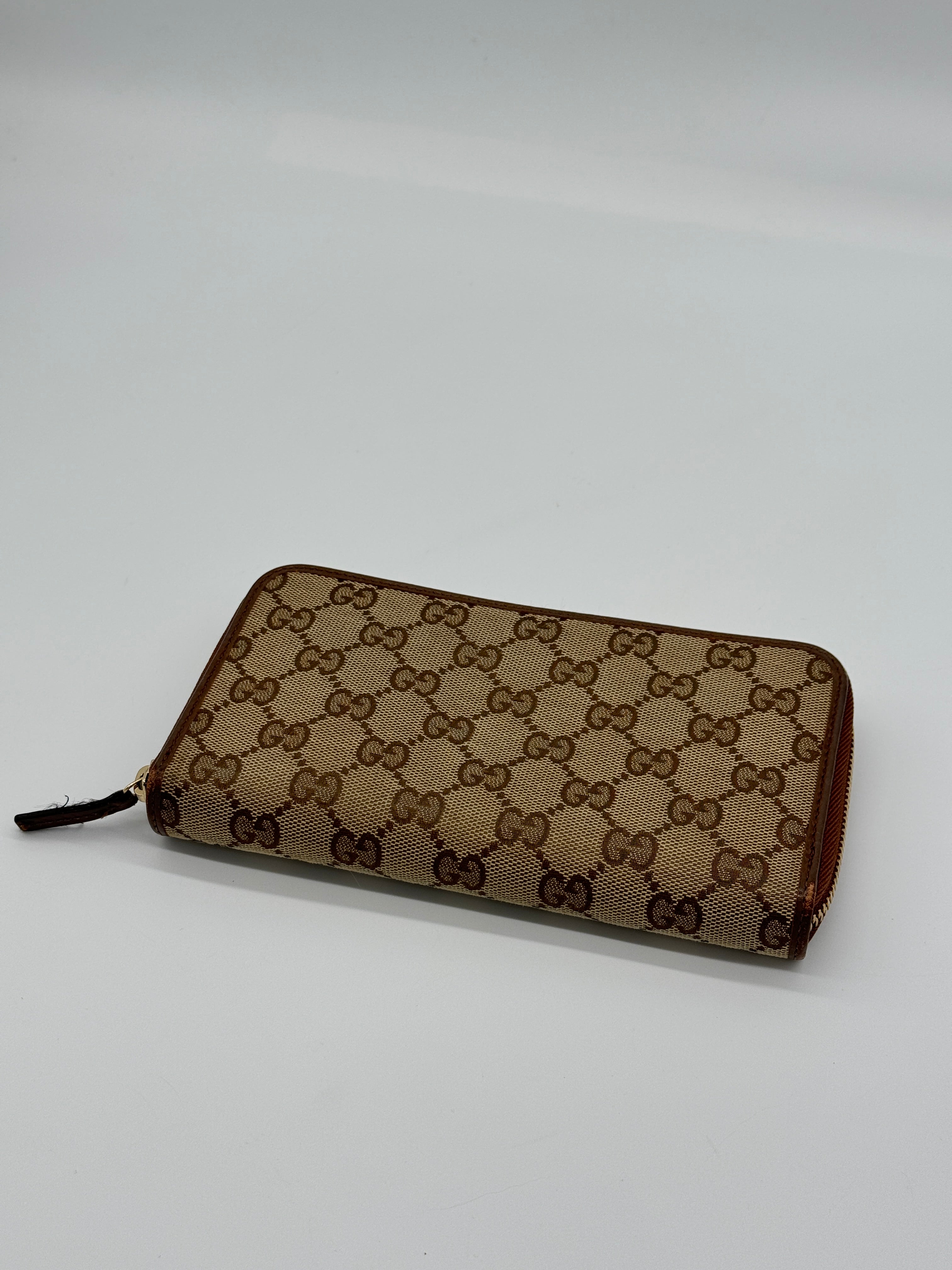 Gucci Zip Around Wallet