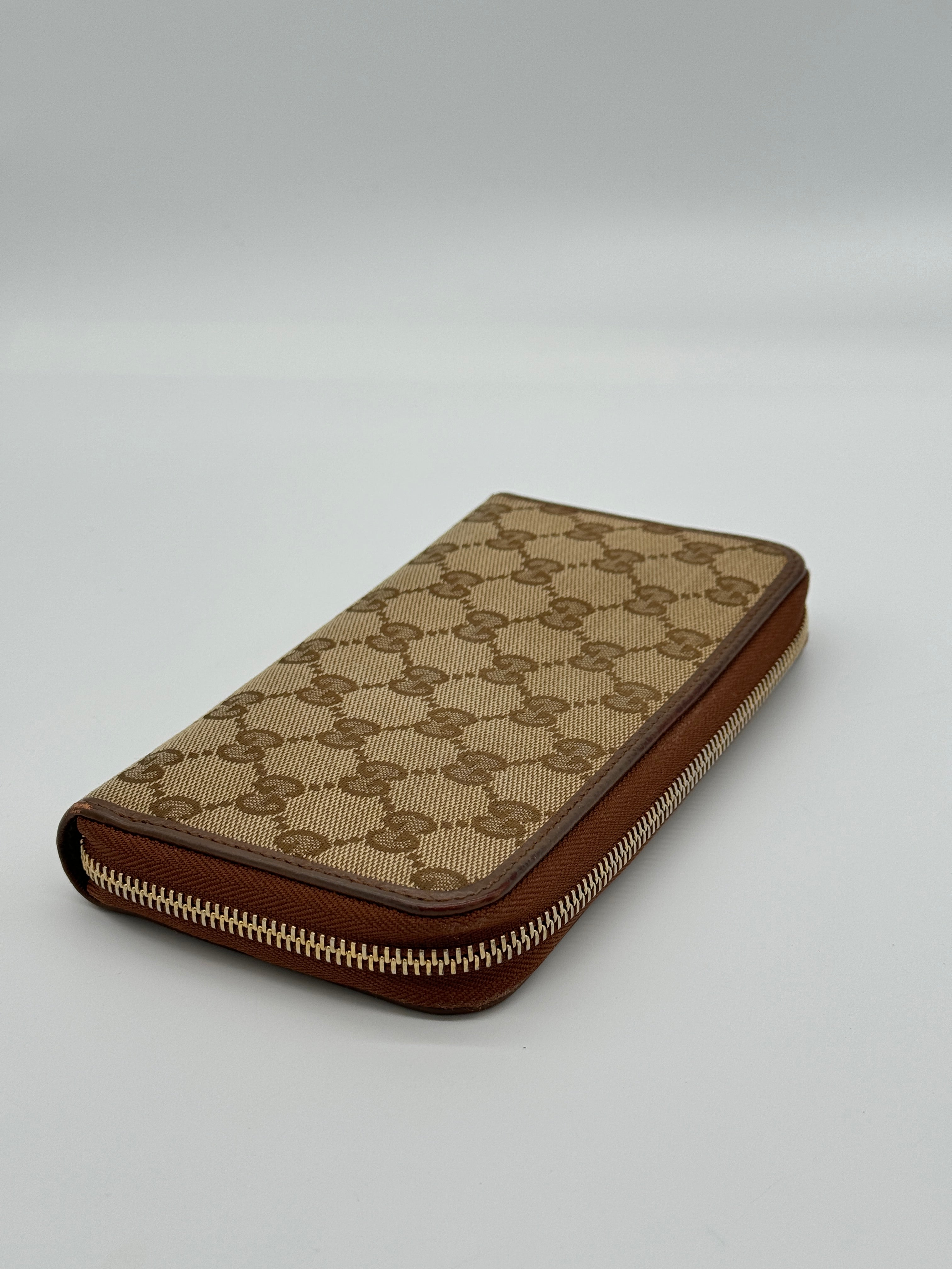 Gucci Zip Around Wallet