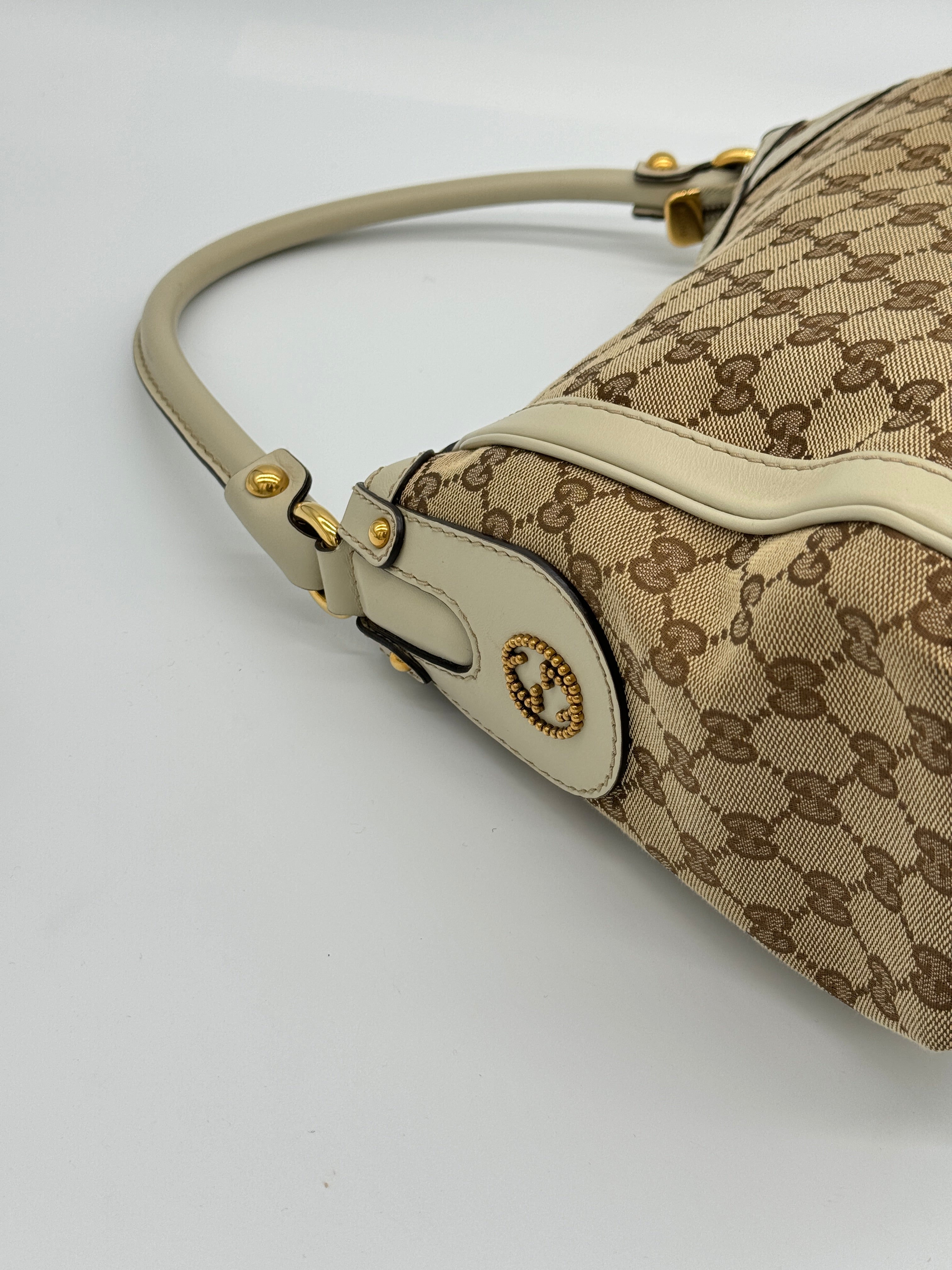 Gucci Scarlett