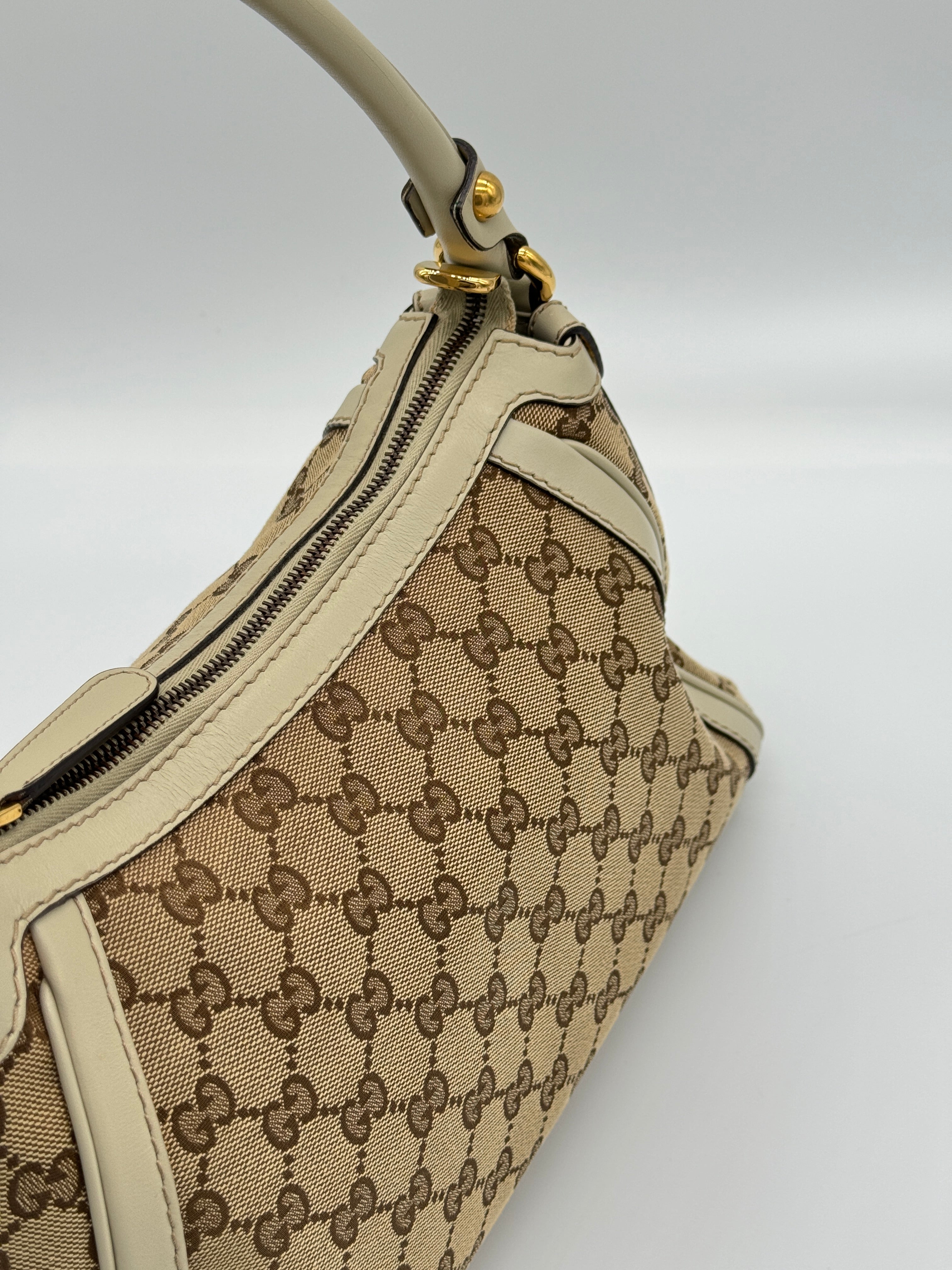Gucci Scarlett