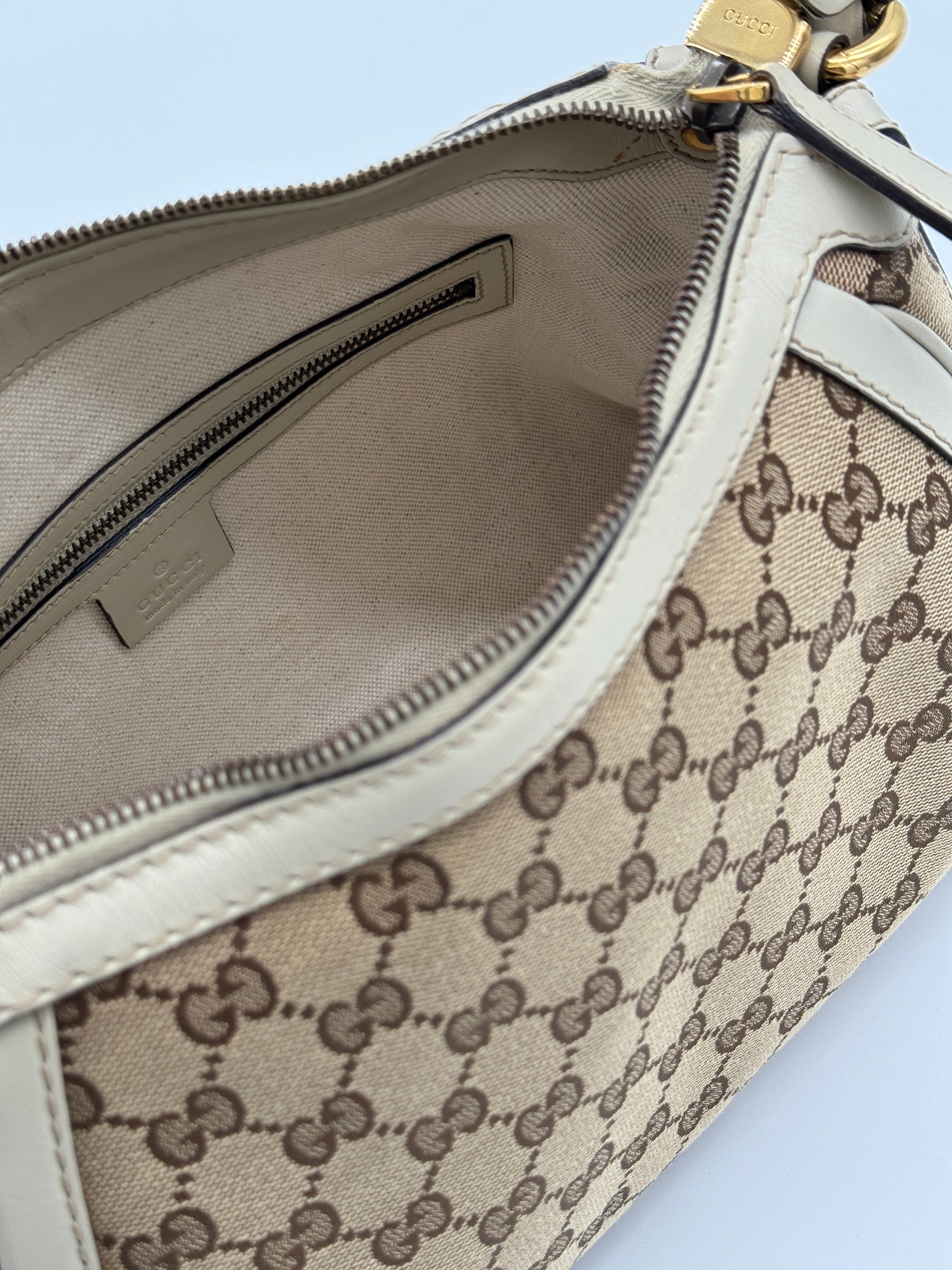 Gucci Scarlett