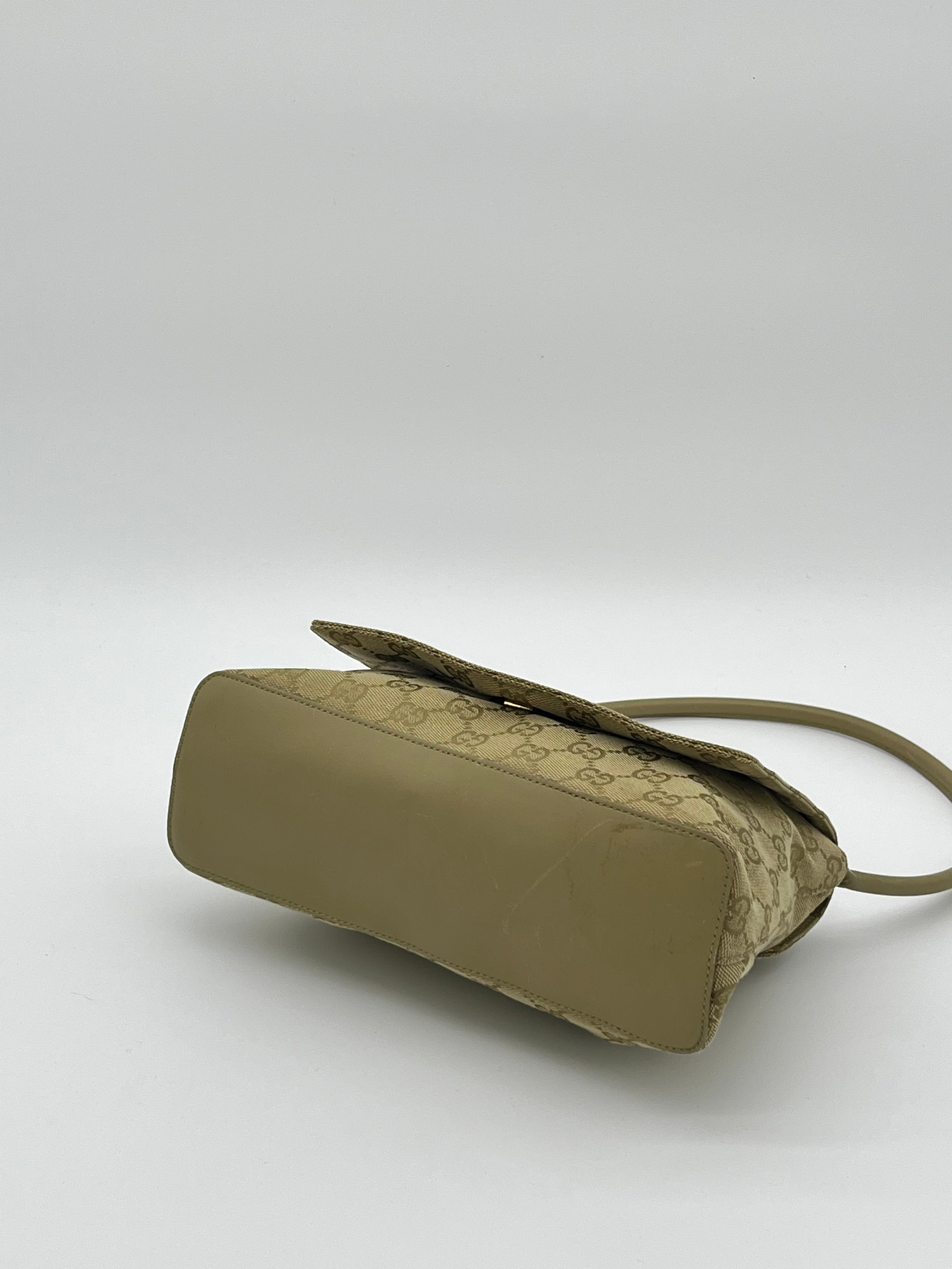 Gucci Canvas Looping