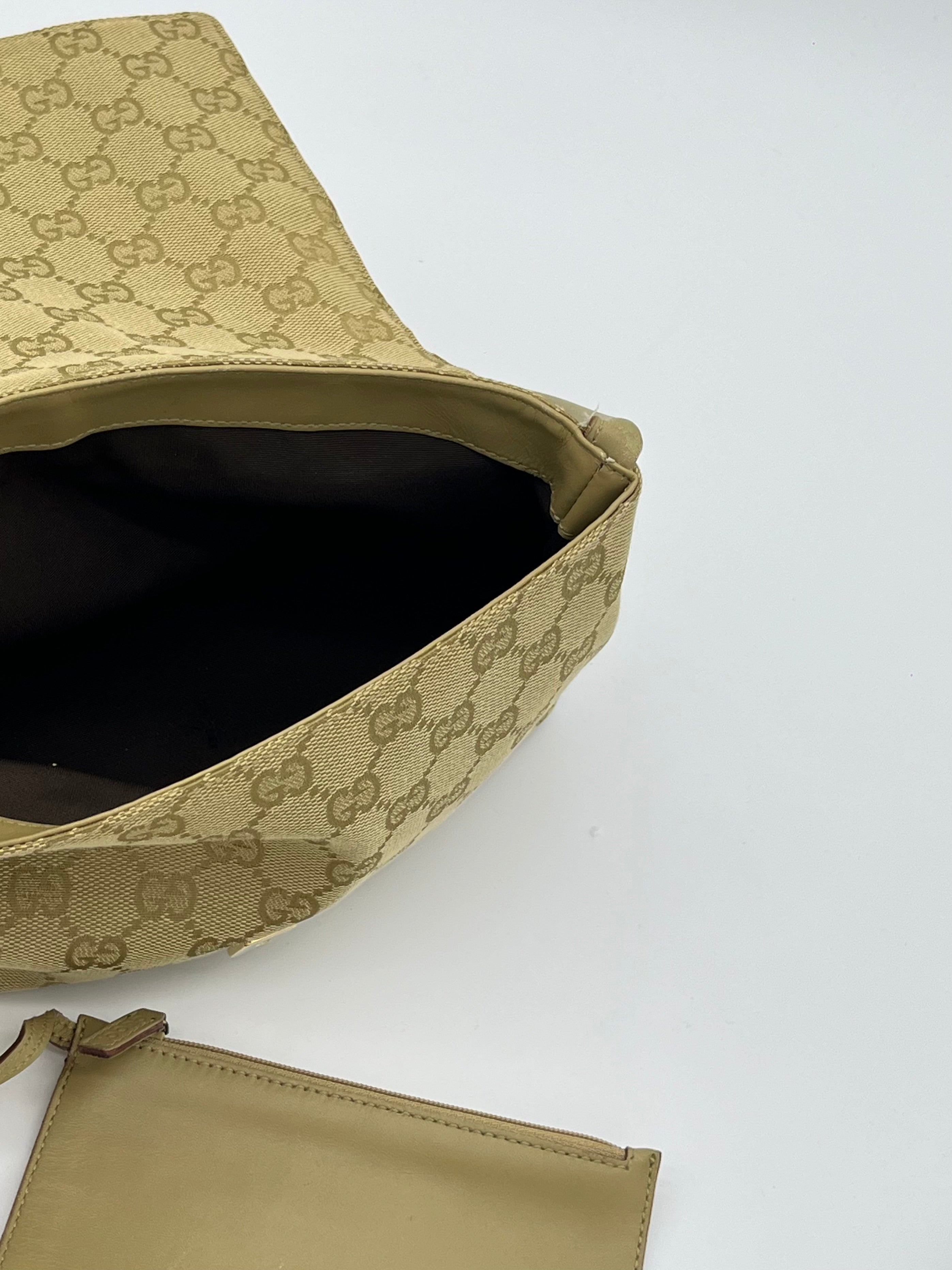 Gucci Canvas Looping