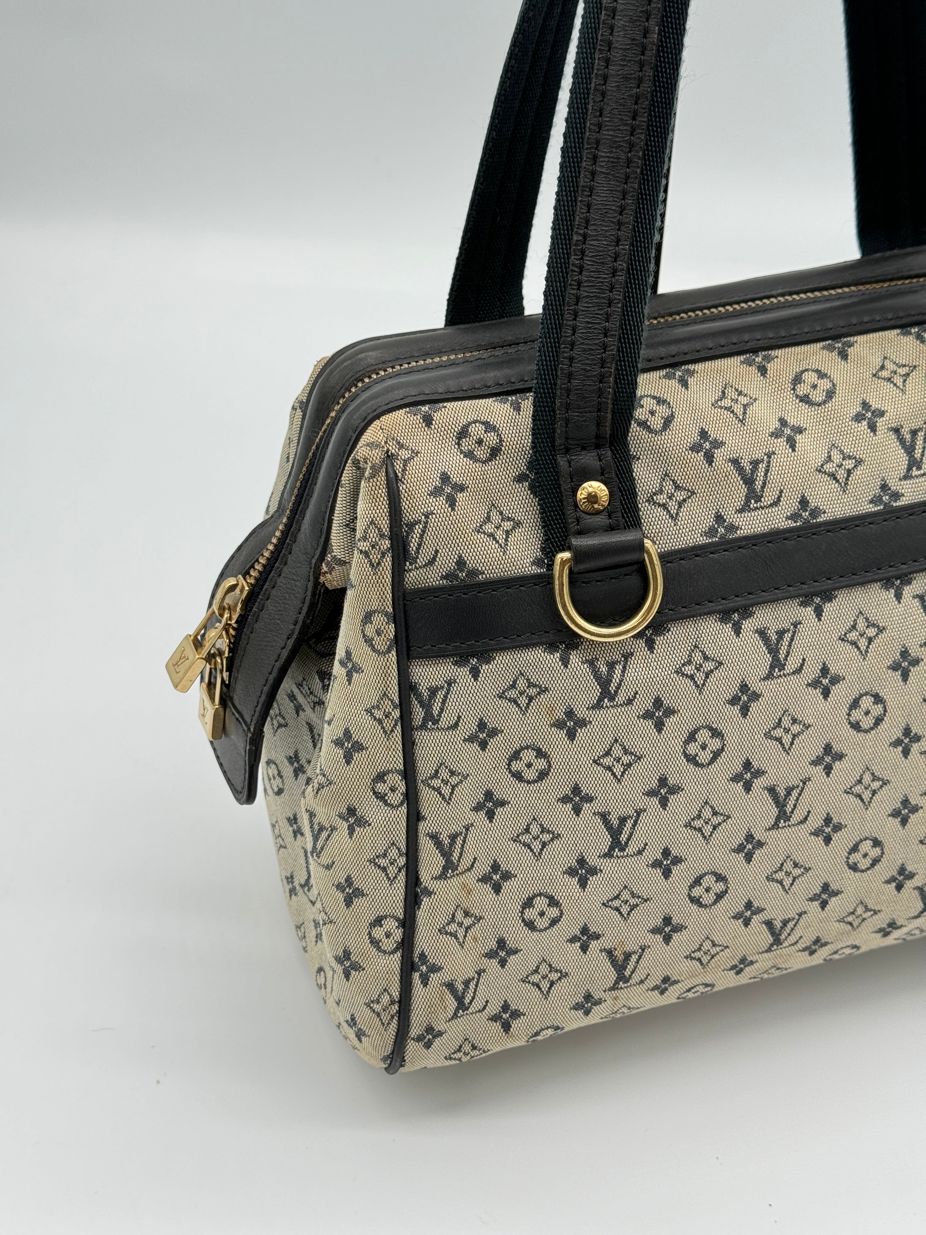 Louis Vuitton Mini Josephine PM
