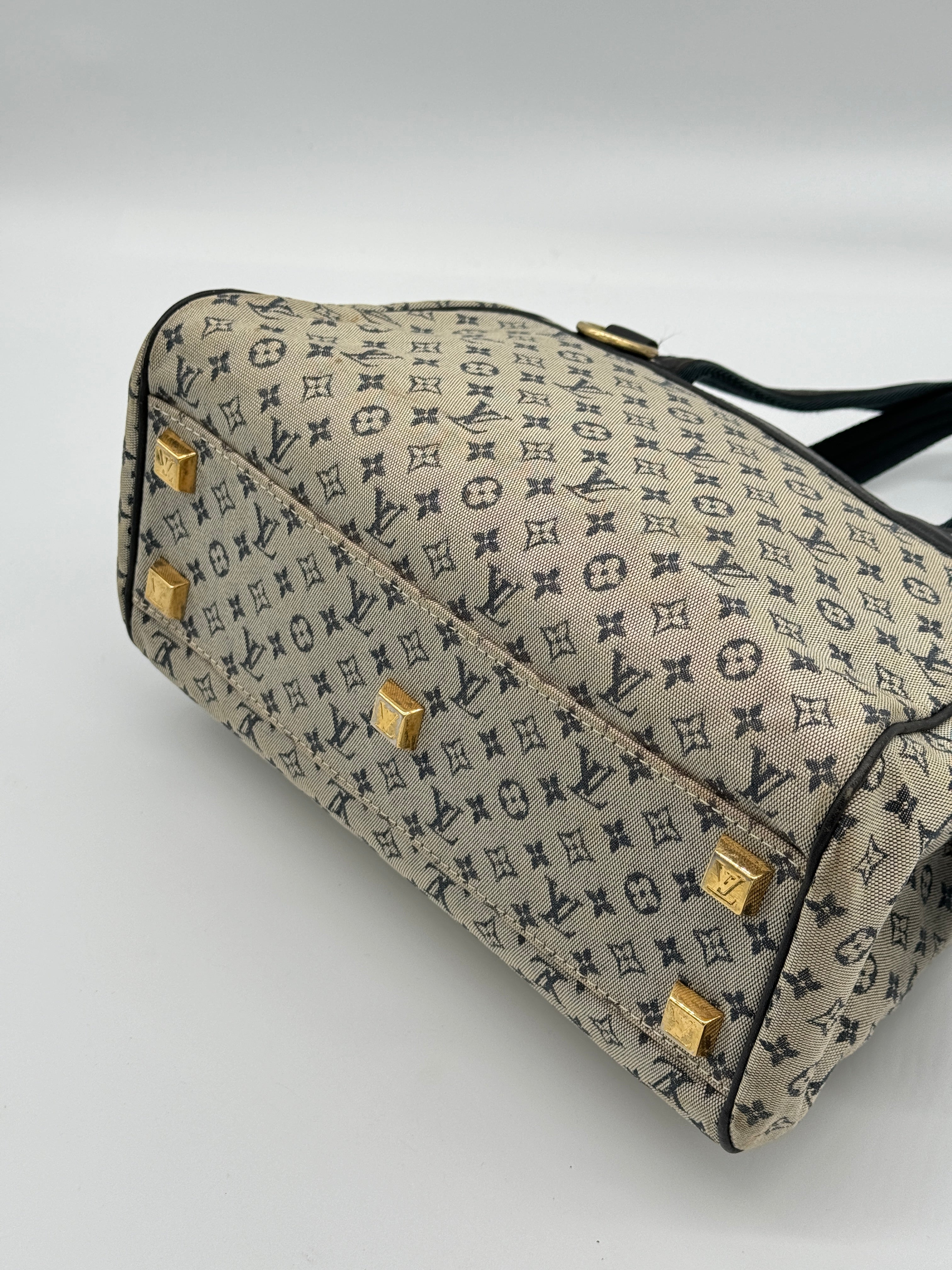 Louis Vuitton Mini Josephine PM
