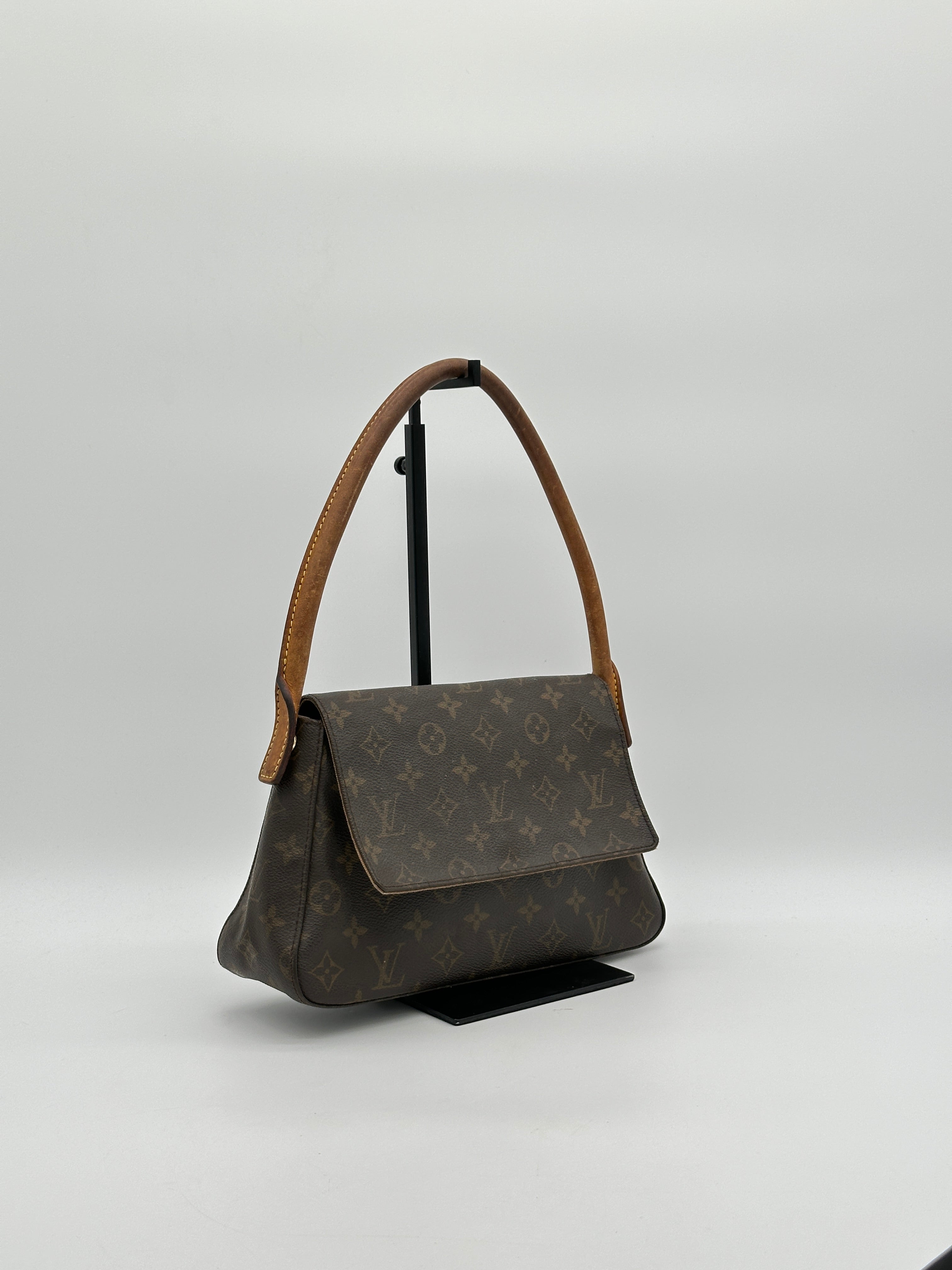 Louis Vuitton Mini Looping