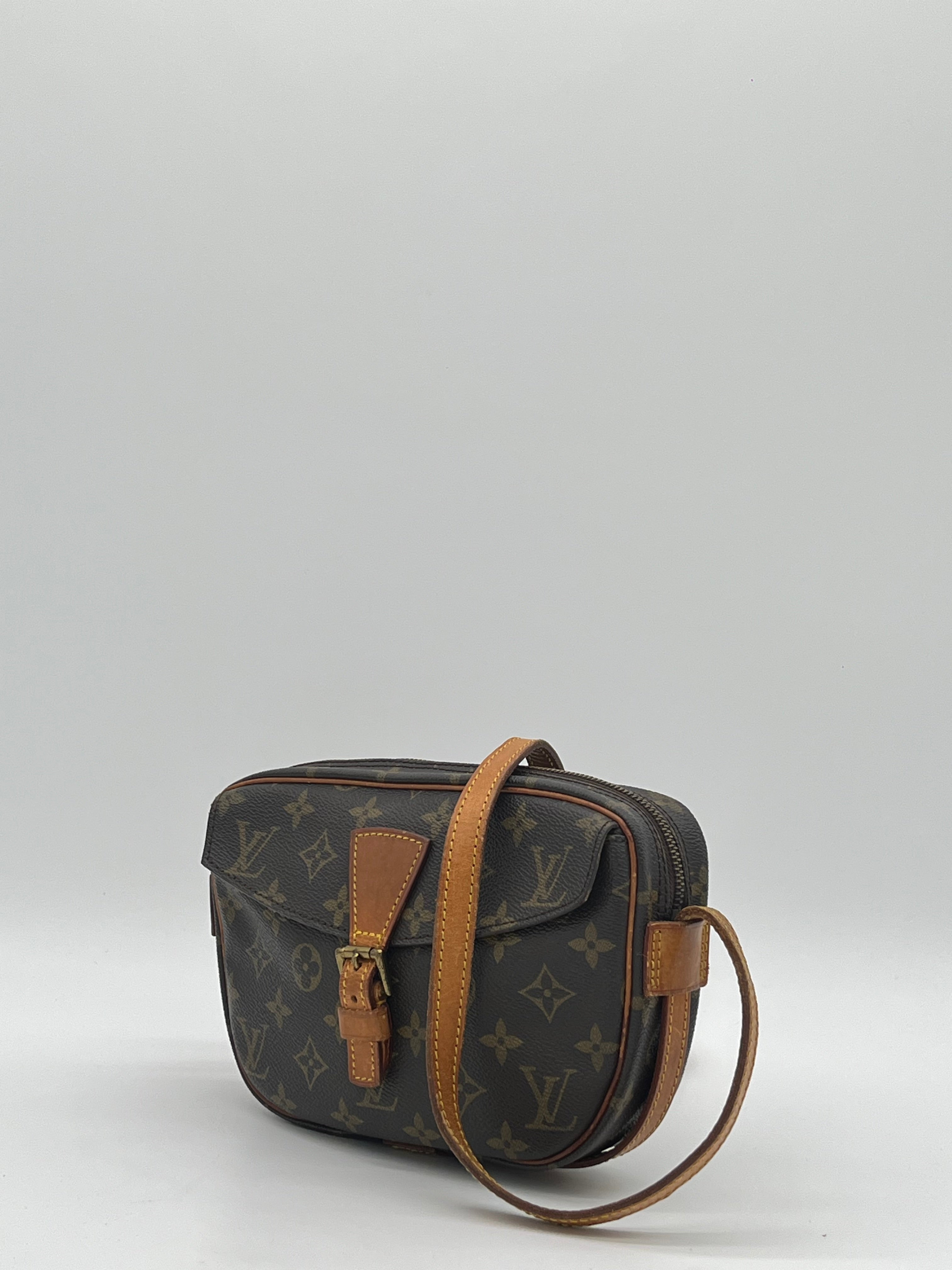 Louis Vuitton Jeune Fille MM