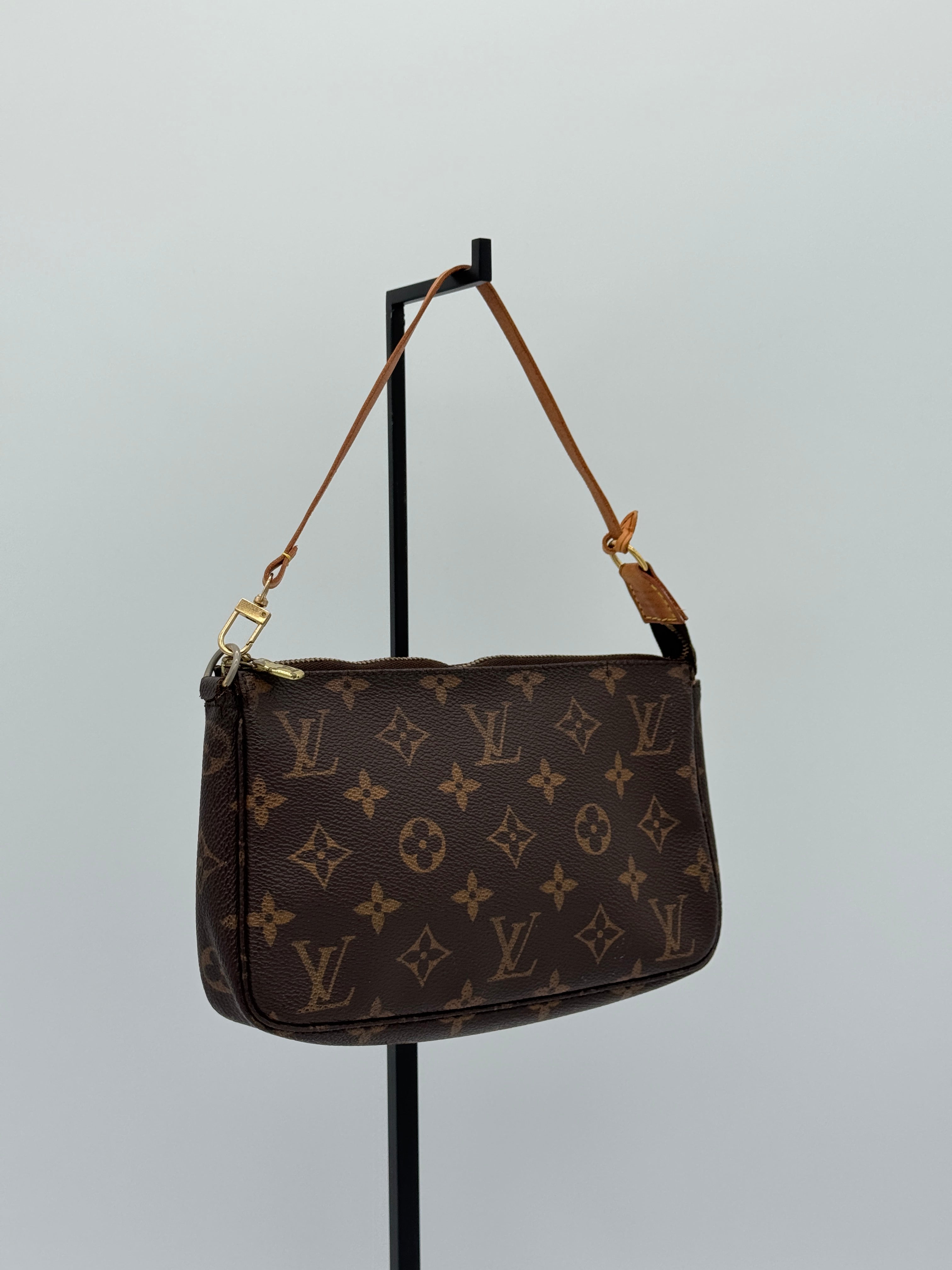 Louis Vuitton Pochette Accessoires