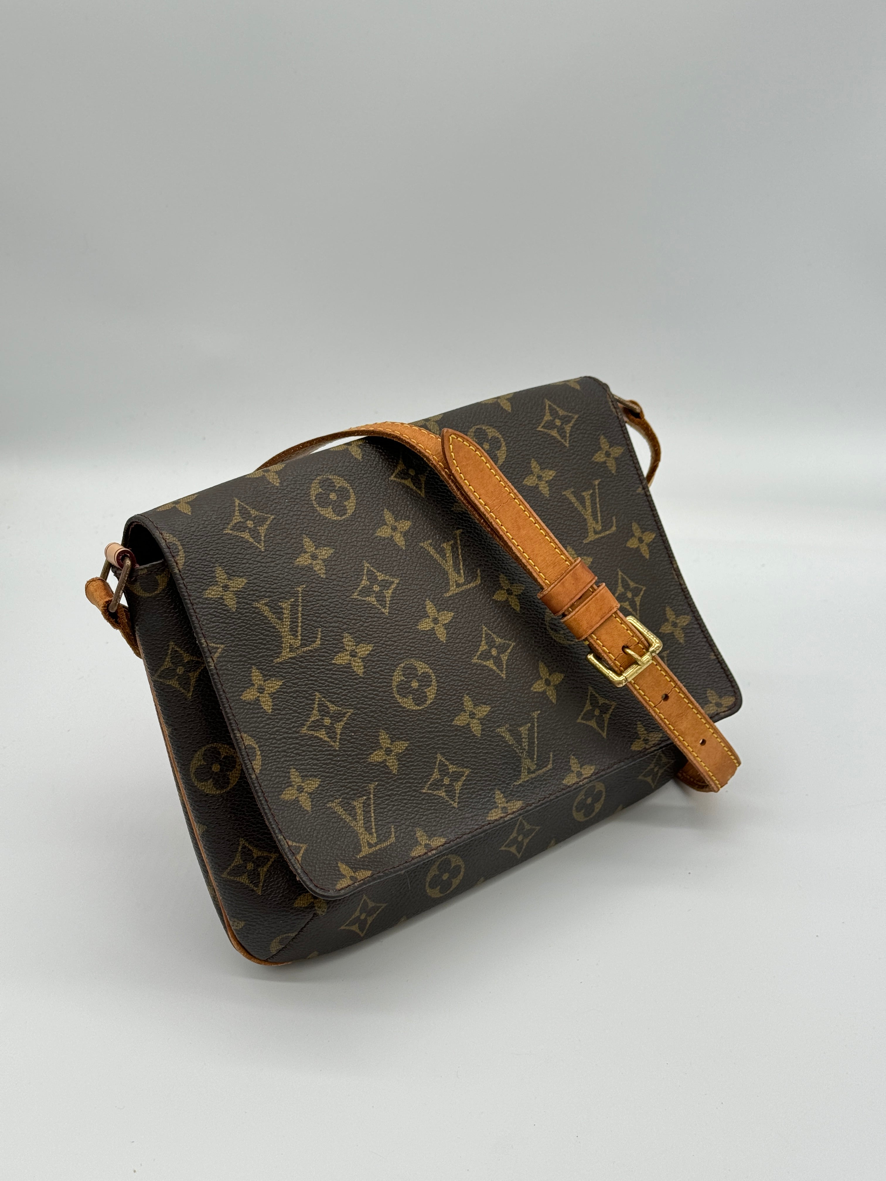 Louis Vuitton Musette Tango