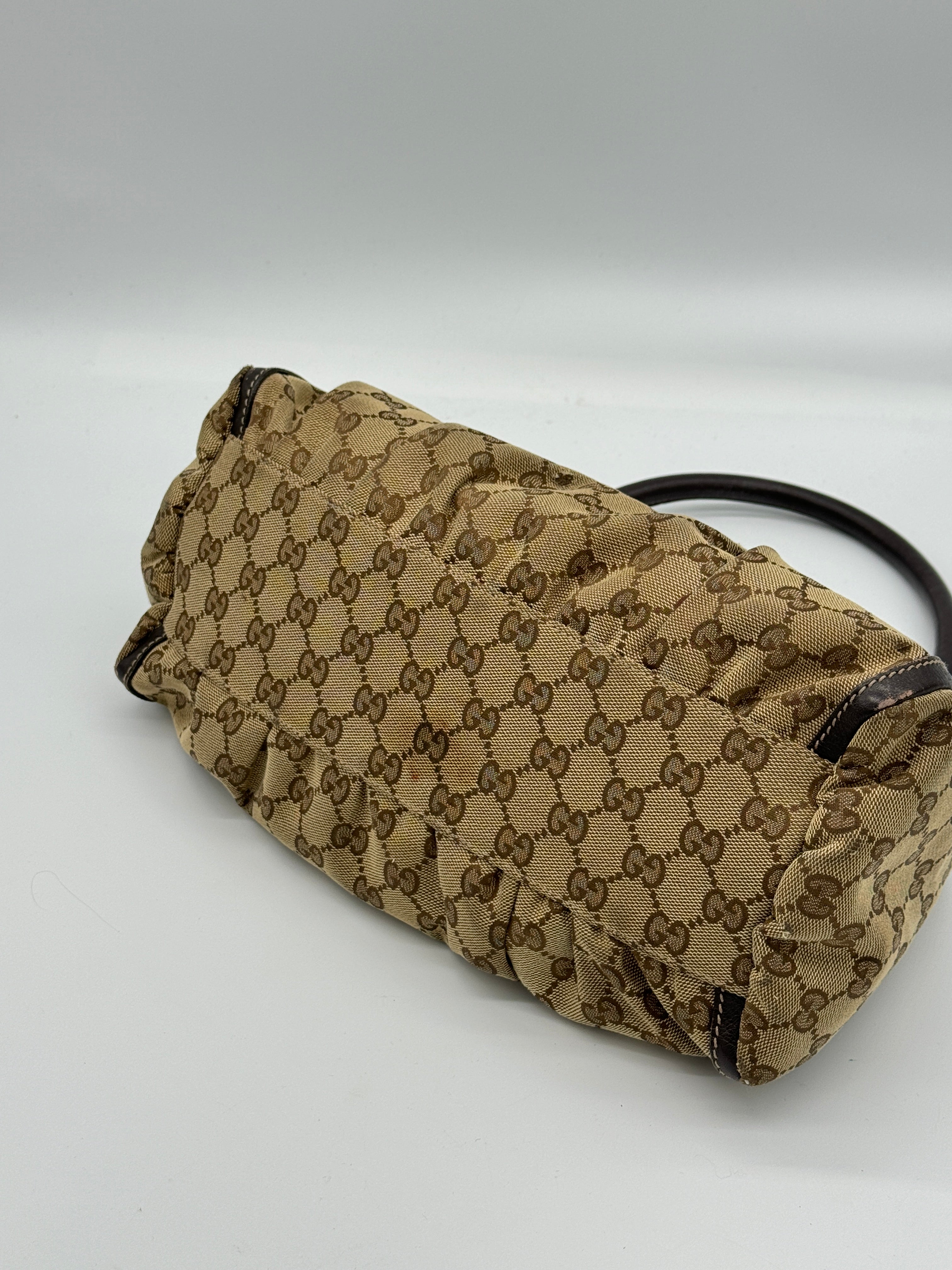 Gucci Abbey D-Ring