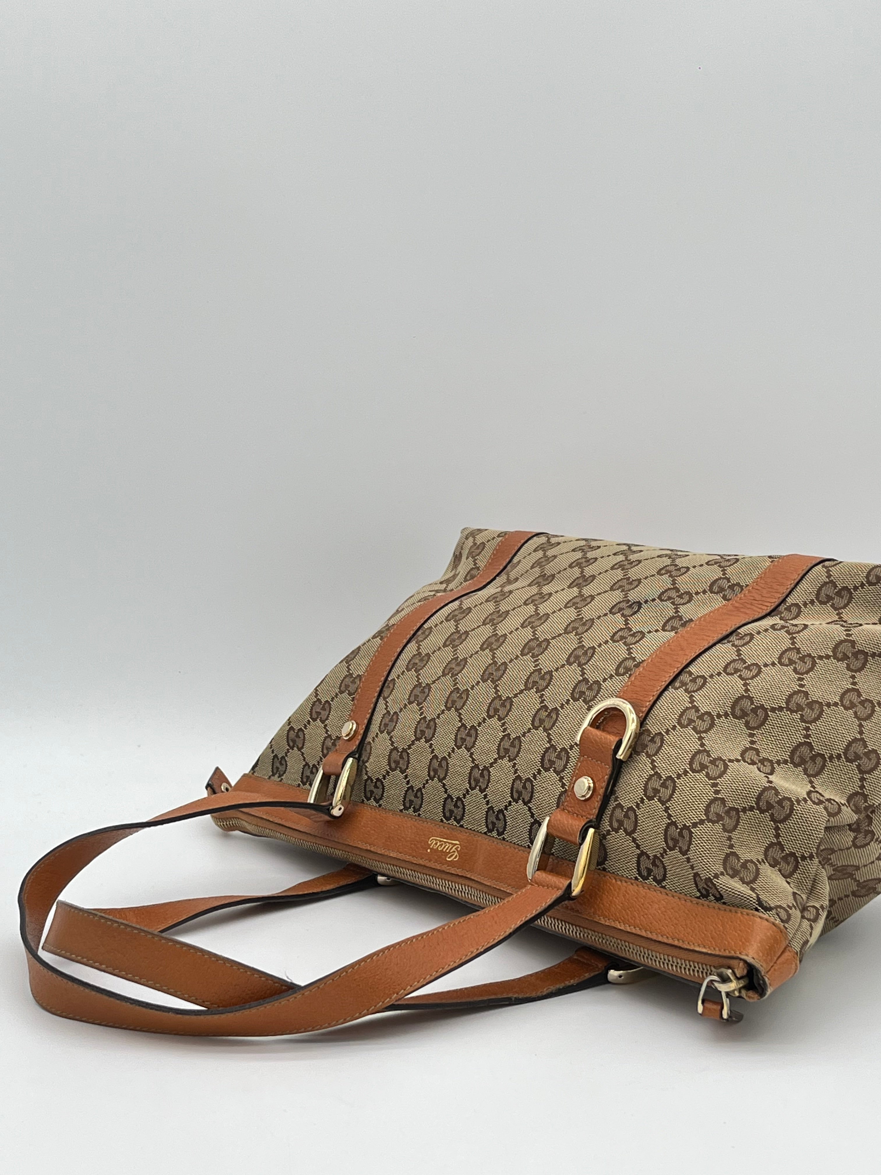 Gucci Small Abbey D-Ring