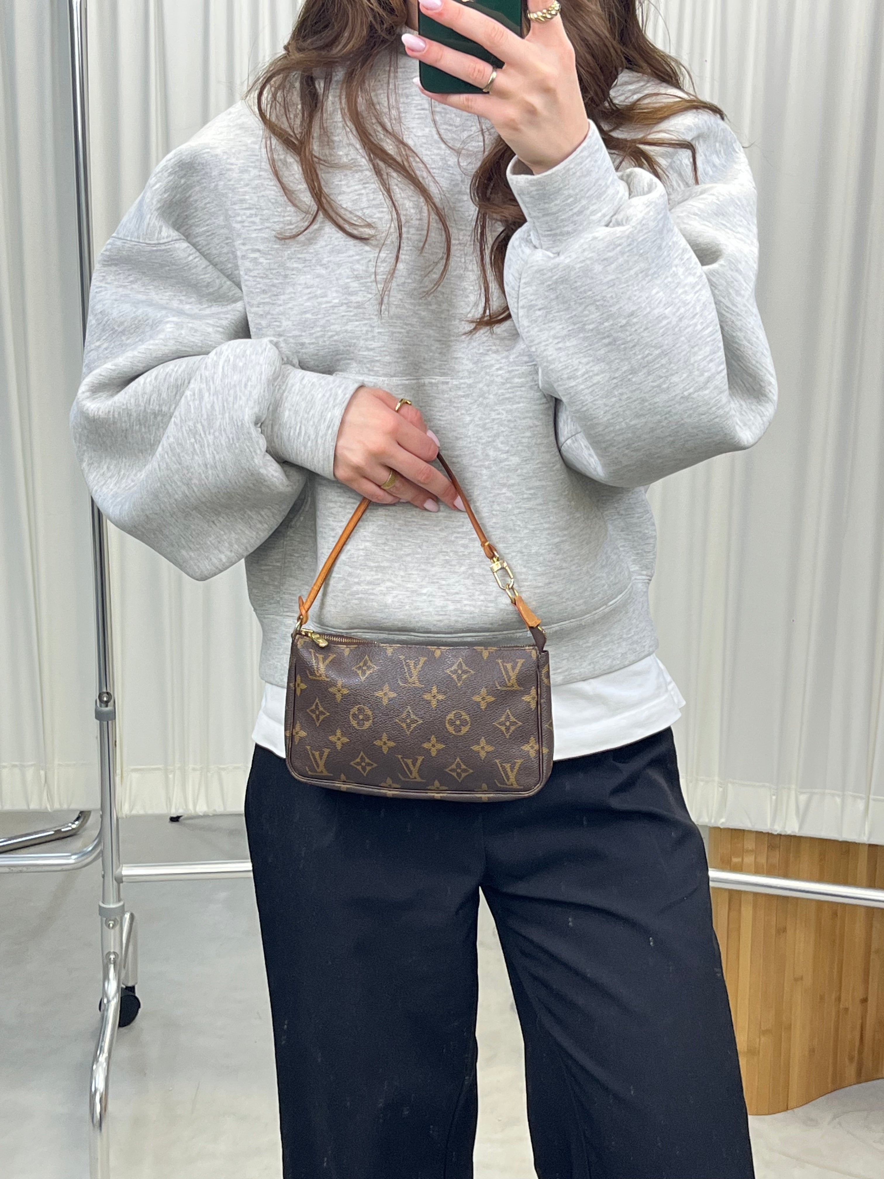 Louis Vuitton Pochette Accessoires