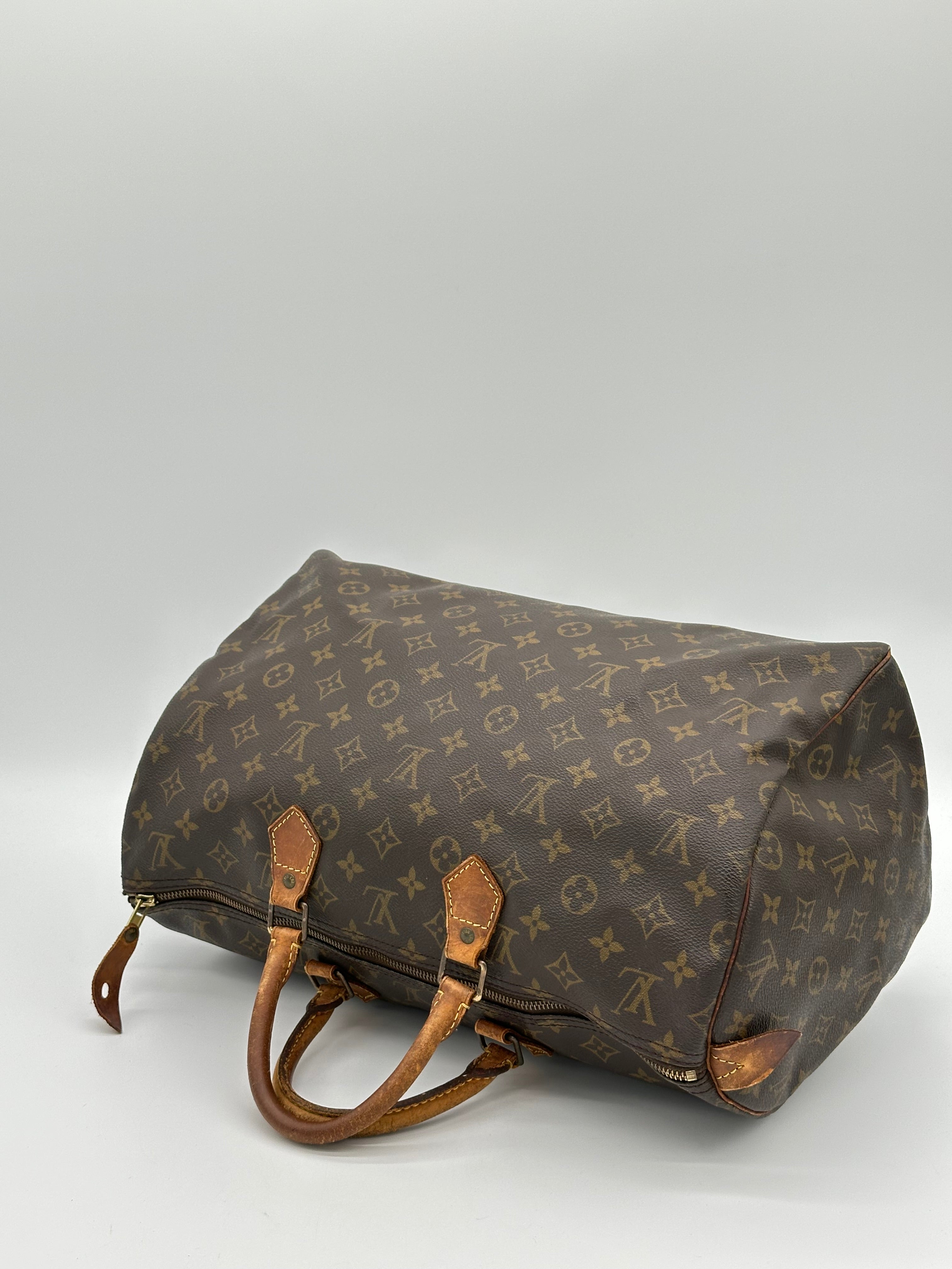 Louis Vuitton Speedy 40