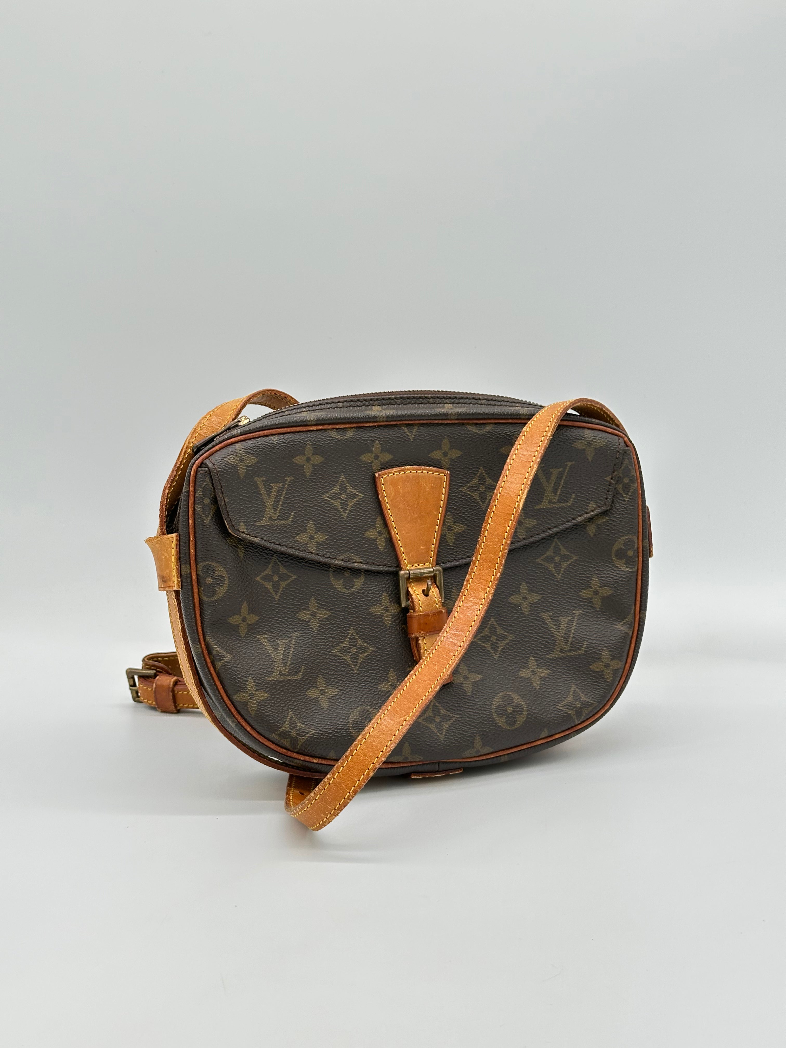 Louis Vuitton Jeune Fille MM