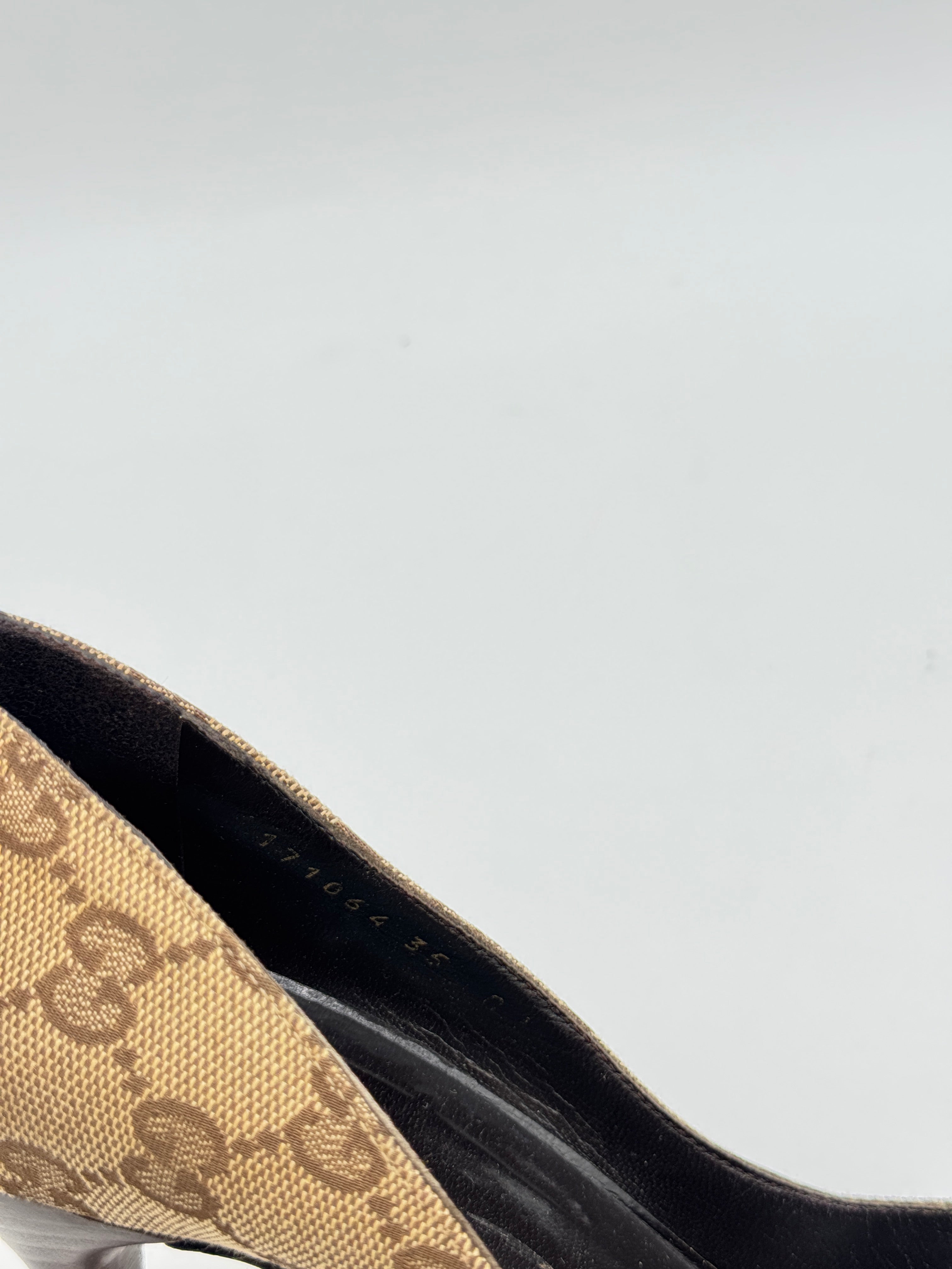Gucci Canvas Pumps